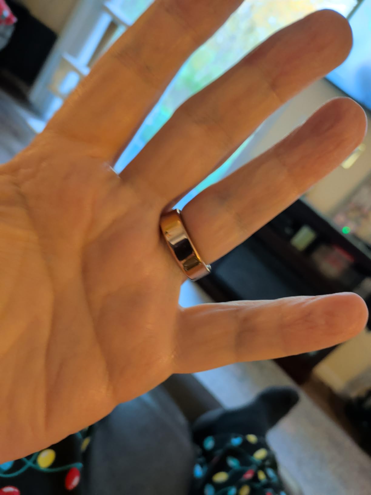 Smart Health Ring for Women Men Fitness Tracker with Heart Rate, Blood Oxygen, Blood Pressure, Sleep Monitoring, Step Counting, IP68 Waterproof for iOS and Android, No APP Fee, Rose Gold 8 customer photo 2