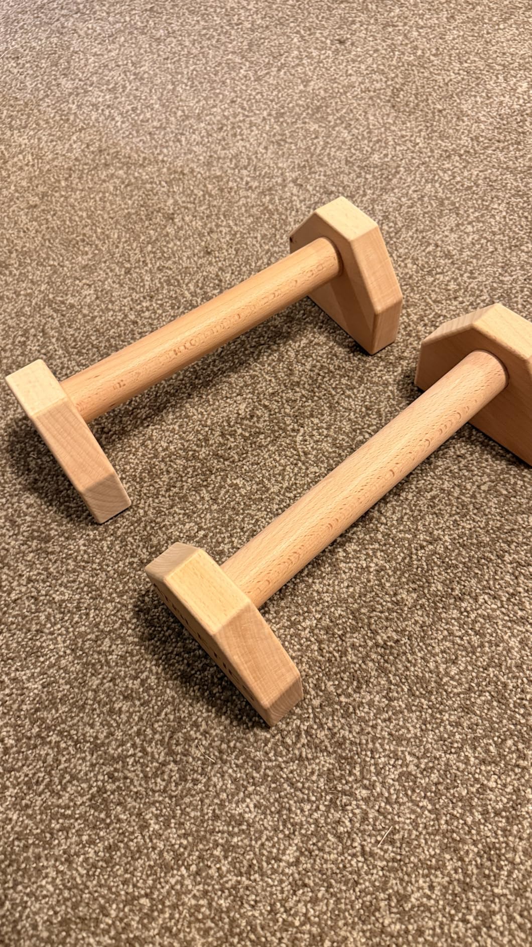 DC ATHLETICS Push Up Bars - Parallettes with Anti-Slip Pads & Rock-Solid Base - Joint-Friendly Basebar - FSC-Certified Beech Wood - Calisthenics, Handstand & Planche Training customer photo 2