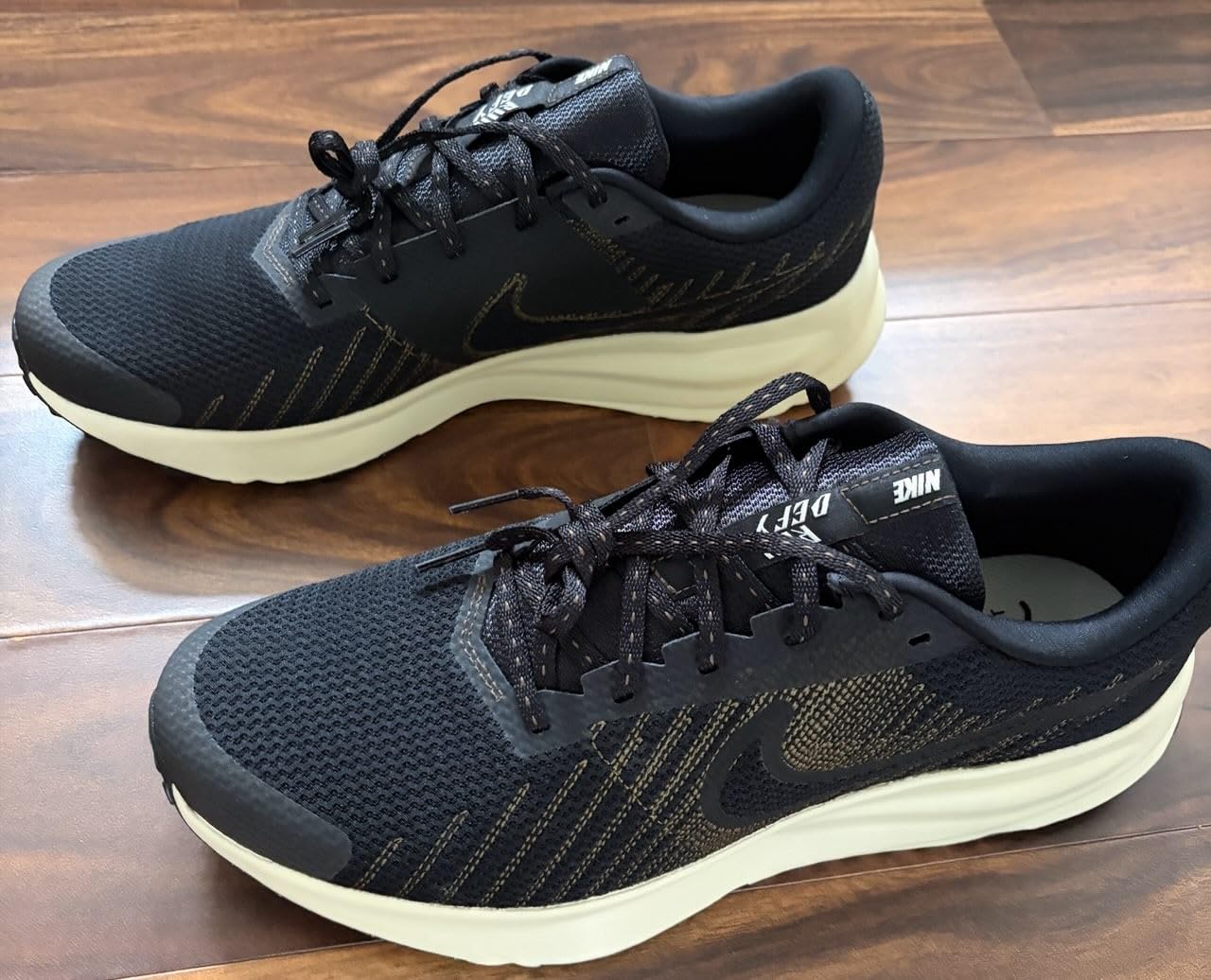 Nike Men's Run Defy Road Running Shoes customer photo 1