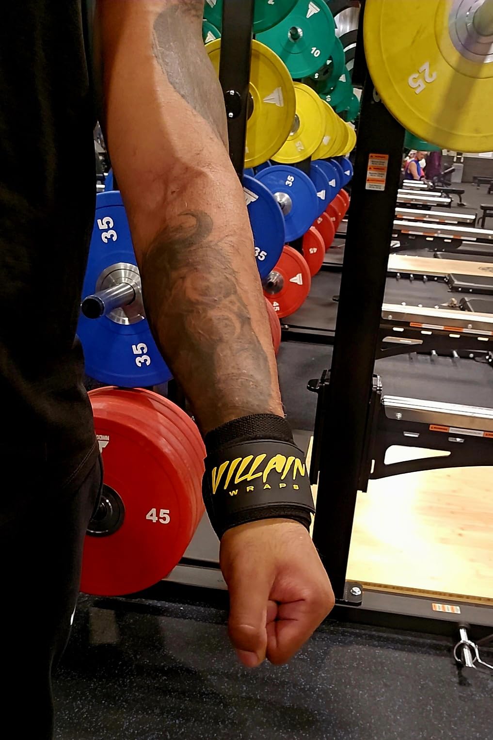 TuffWraps Villain Wrist Wraps for Weightlifting & Powerlifting - Adjustable Support Straps for Men and Women - Ideal for Strength Training, CrossFit, Bodybuilding - Durable Comfort to Eliminate Wrist Pain customer photo 2