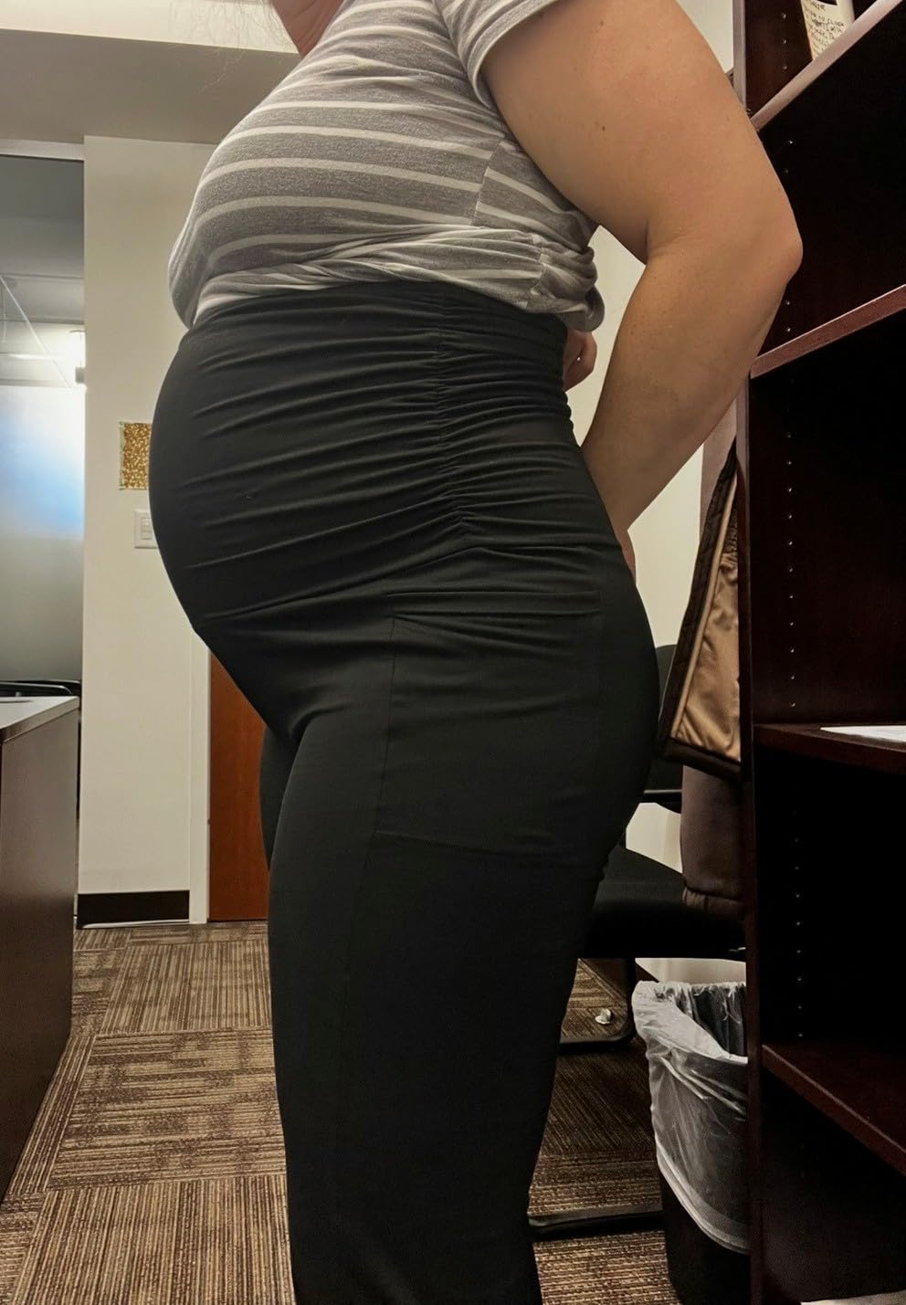 Leafigure Maternity Flare Leggings with Pockets Over The Belly Yoga Pants for Workout Soft Pregnancy Activewear customer photo 1