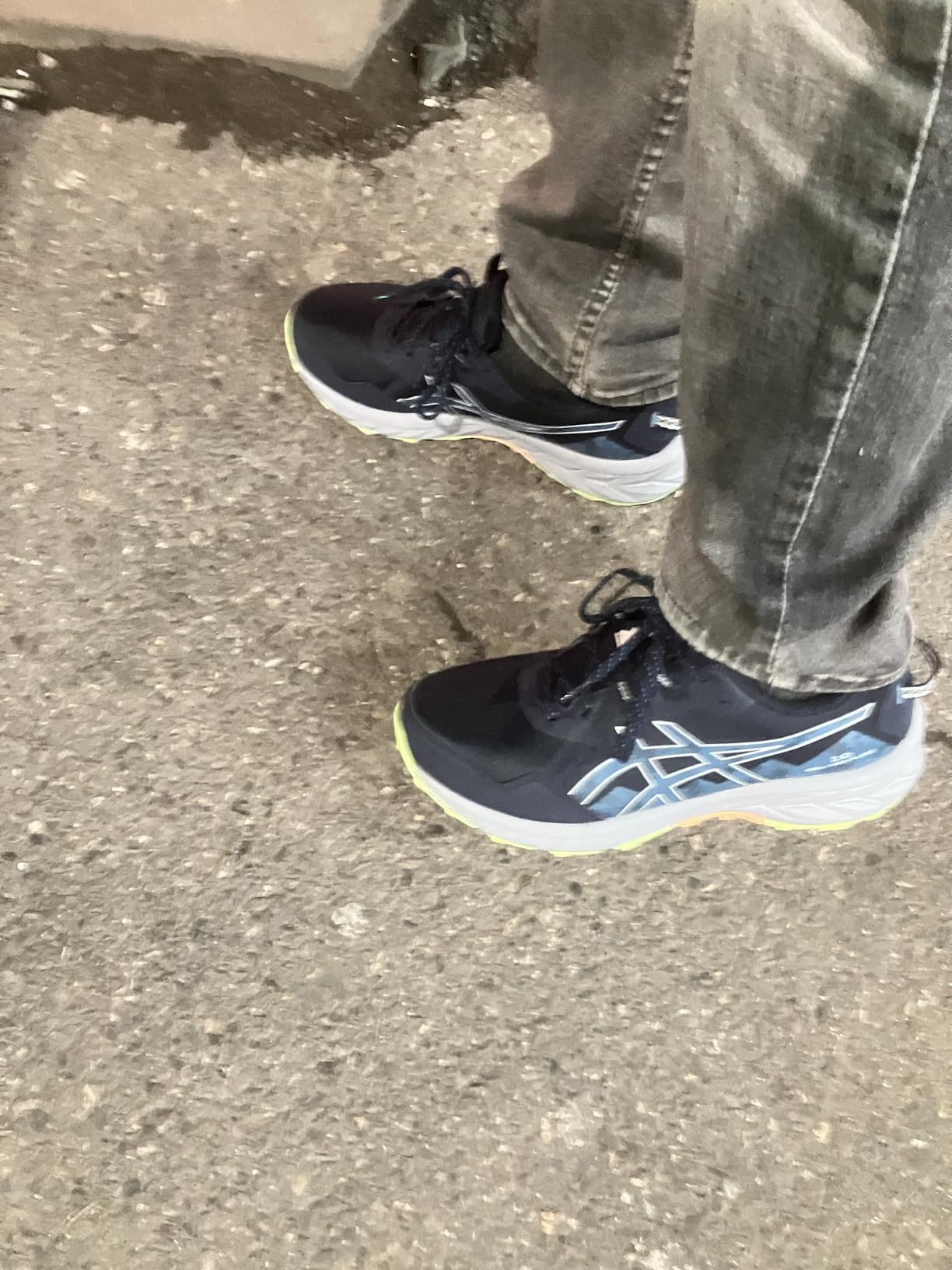 ASICS Men's Gel-Venture 10 Running Shoes customer photo 1