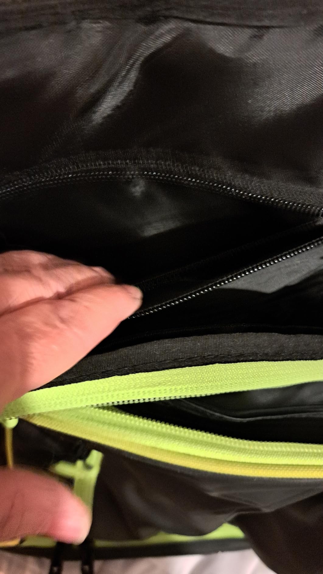 Smasrob 35L Swim Bag with Hard Shoe Compartment and 2 Insulated Sections, Swim Backpack for Swimmers with Multiple Pockets customer photo 2