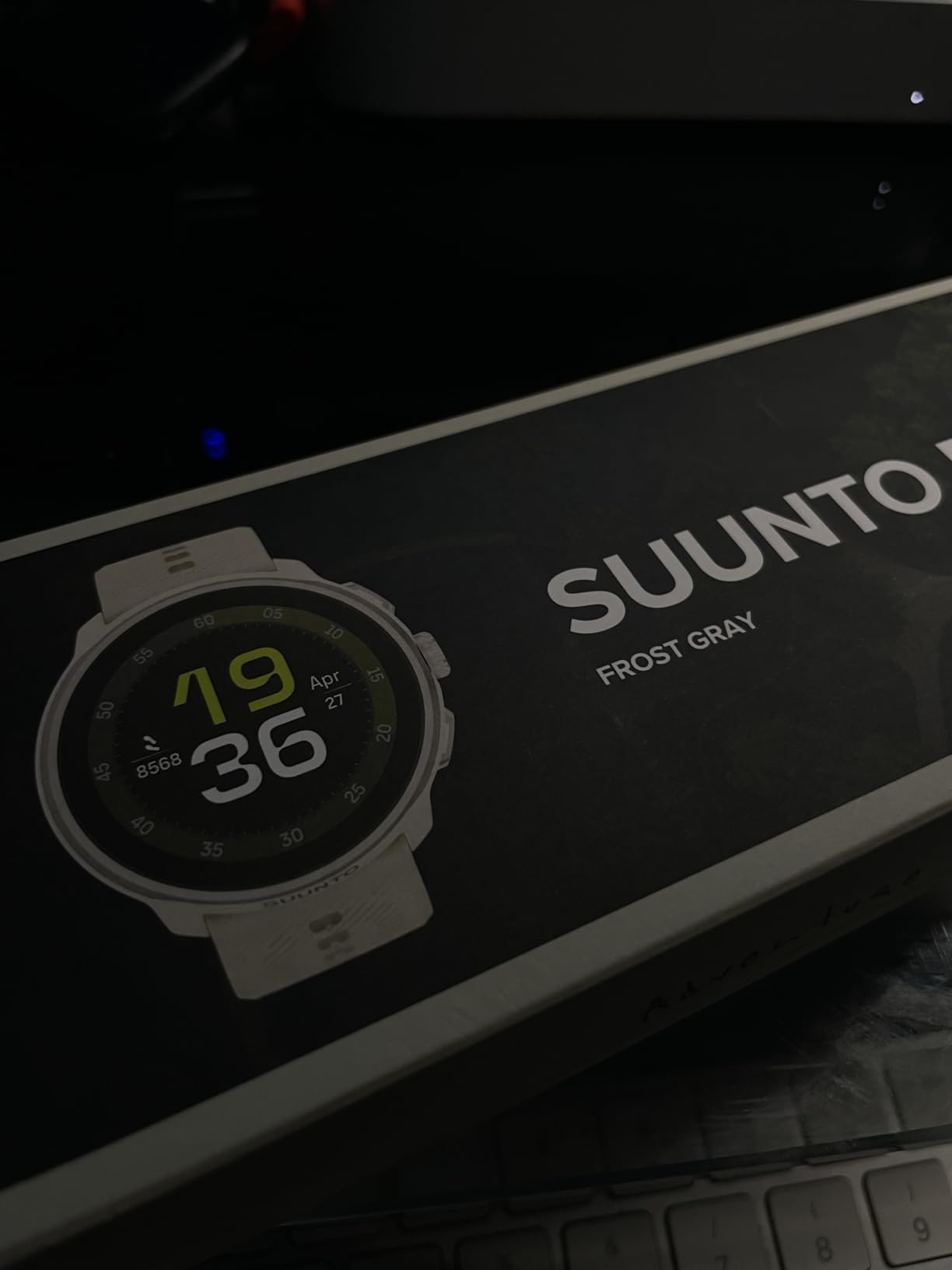 Suunto Run Running GPS Sports Watch with Silicone Strap, 1.32