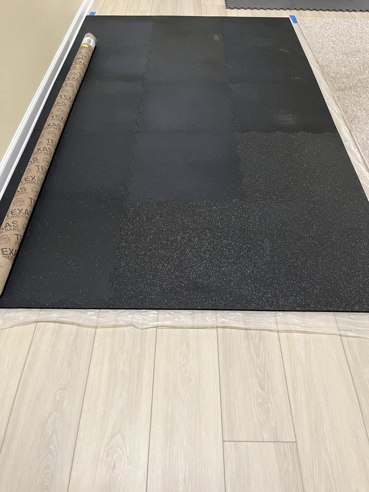Interlocking Rubber Floor Tiles 4-Pack 1/2