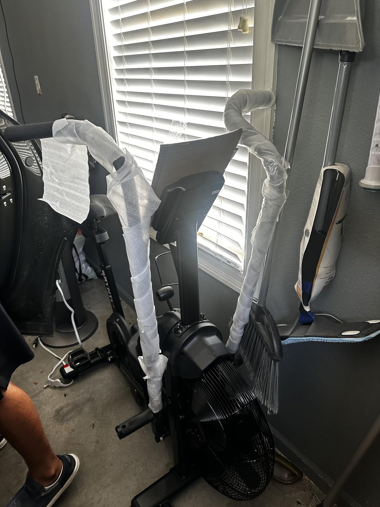 Dual Resistance Air Bike, Magnetic & Air Fan Bike with APP Connection customer photo 1