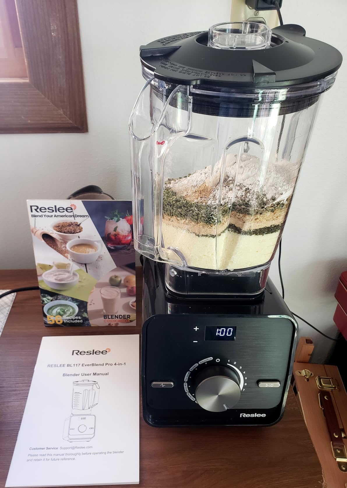 Professional High Power Blender, 2026 Upgraded 3.5HP Motor 30000 RPM, Heavy Duty Countertop Blender for Milkshake, Smoothie, Frozen Fruit & Ice, Hot Soup & Nut Milk, 56oz Eastman Tritan Jar, 10 Speeds customer photo 2