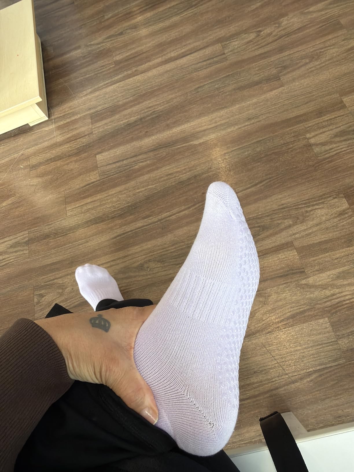 5 Pairs Pilates Socks with Grips for Women Non Slip Grip Yoga Crew Socks for Barre Hospital Barefoot Workout customer photo 2