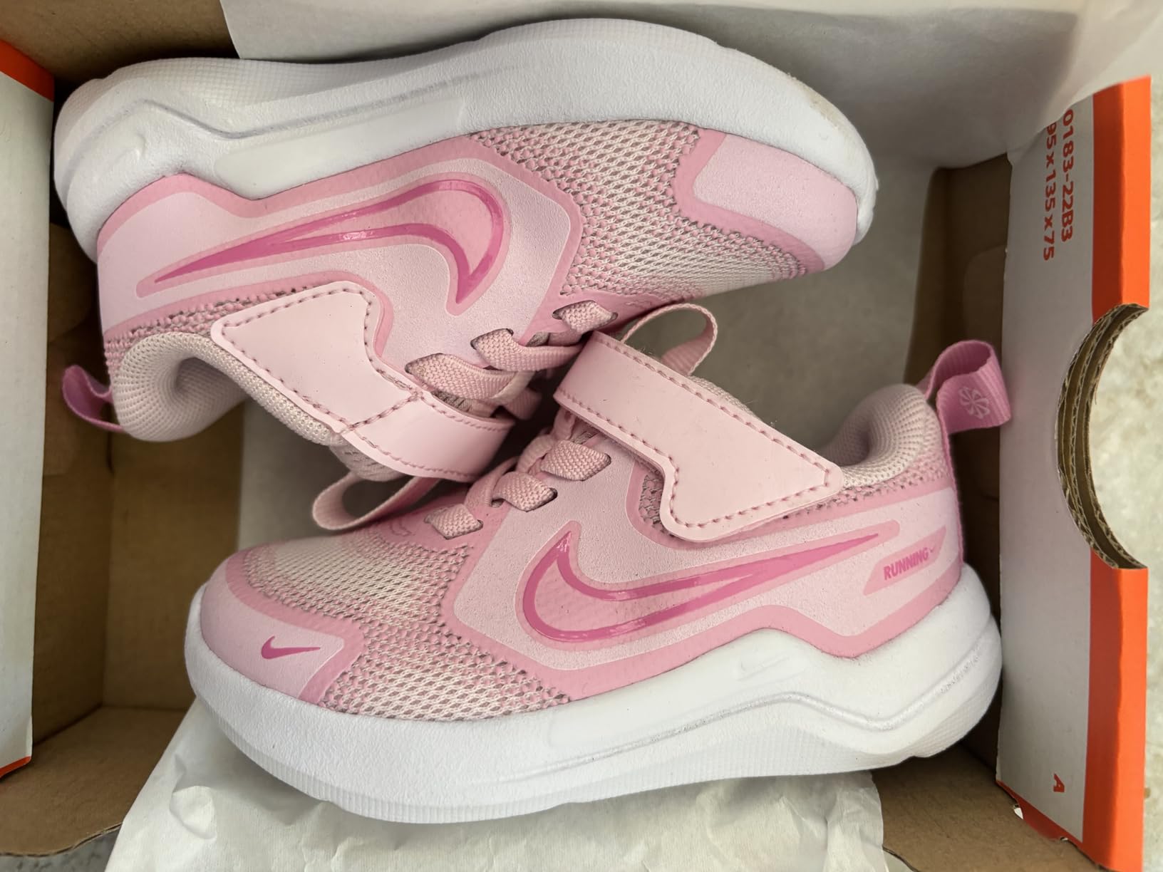 Nike Unisex Kids' Cosmic Runner Running Shoes - Boys Girls Toddlers & Baby Sneakers customer photo 1