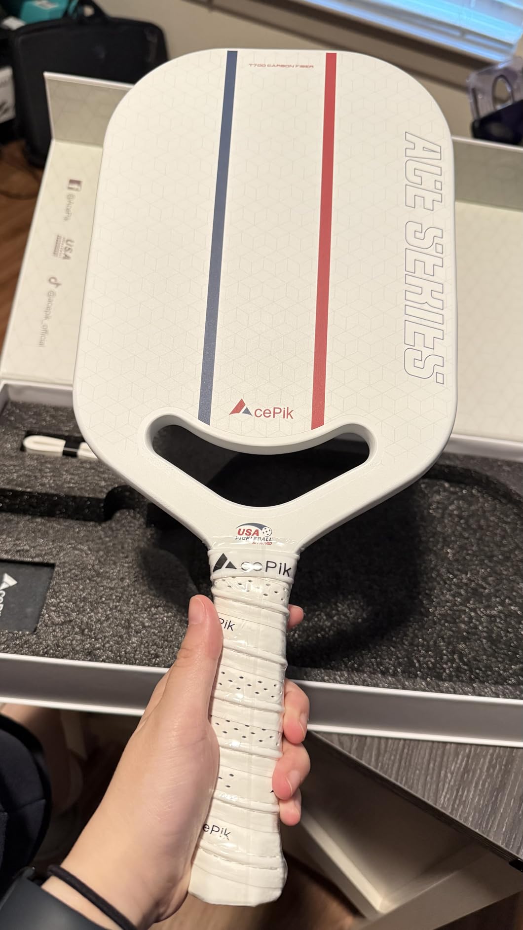 Acepik T700 Raw Carbon Fiber Edgeless Pickleball Paddle | 16mm Core for Refined Control | Aero Throat Design for Faster Swing Speed | USAPA Approved customer photo 2