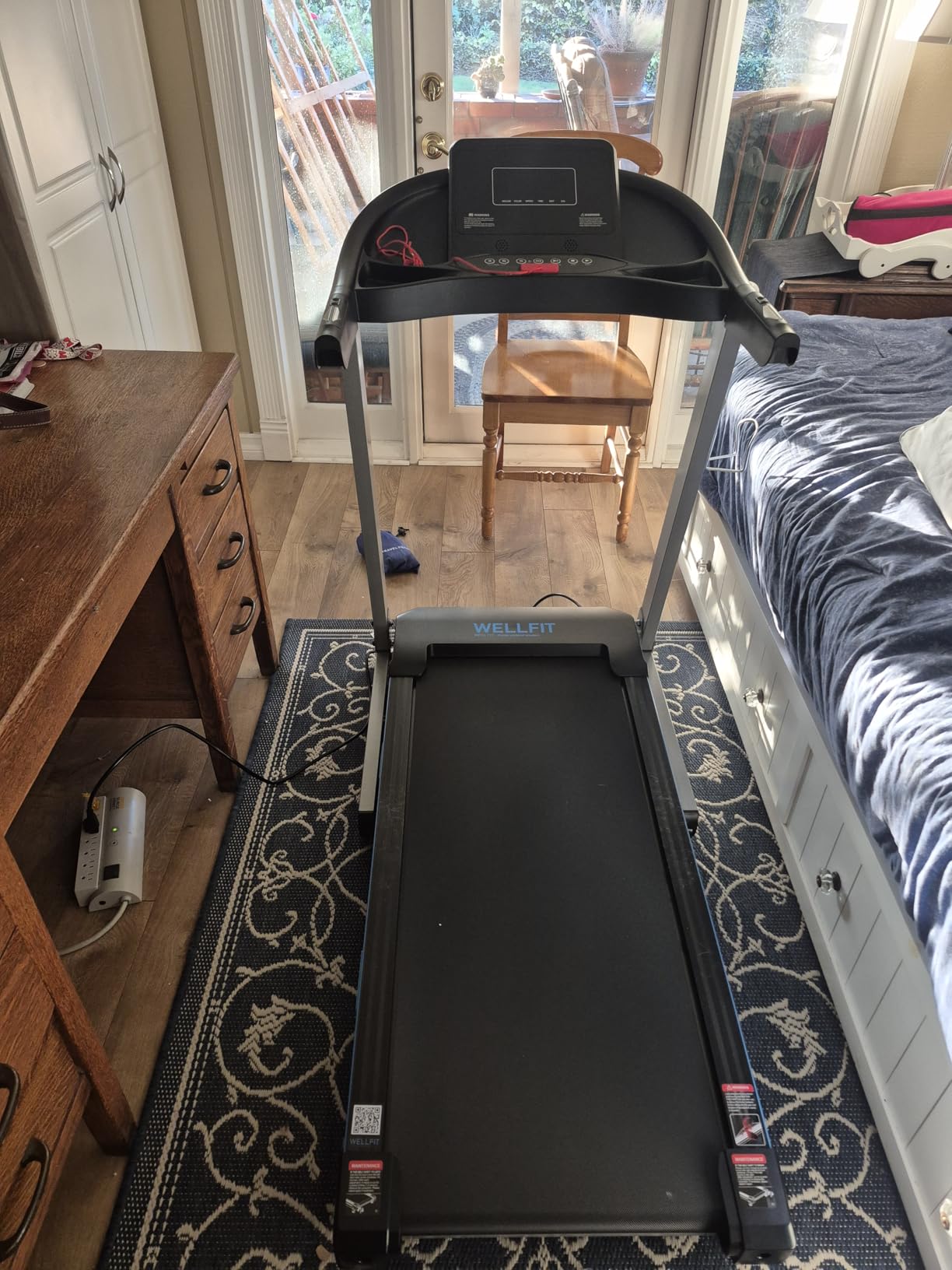 Treadmill with 15% Auto Incline, 400lbs Treadmills with Handlebar for Home, Voice Control Mute Remote, Under Desk Treadmill for Home Small Office, Walking Pads Work with KINOMAP Apple Health customer photo 1
