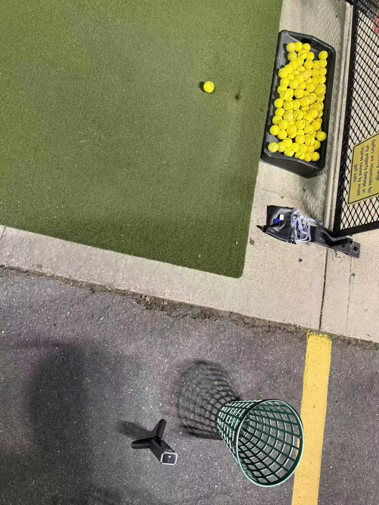 Golf Launch Monitor & Simulator: Portable Swing Analyzer with 13 Metrics, 3D Driving Range, 3D Trajectory & Video Record for iOS/Android customer photo 1