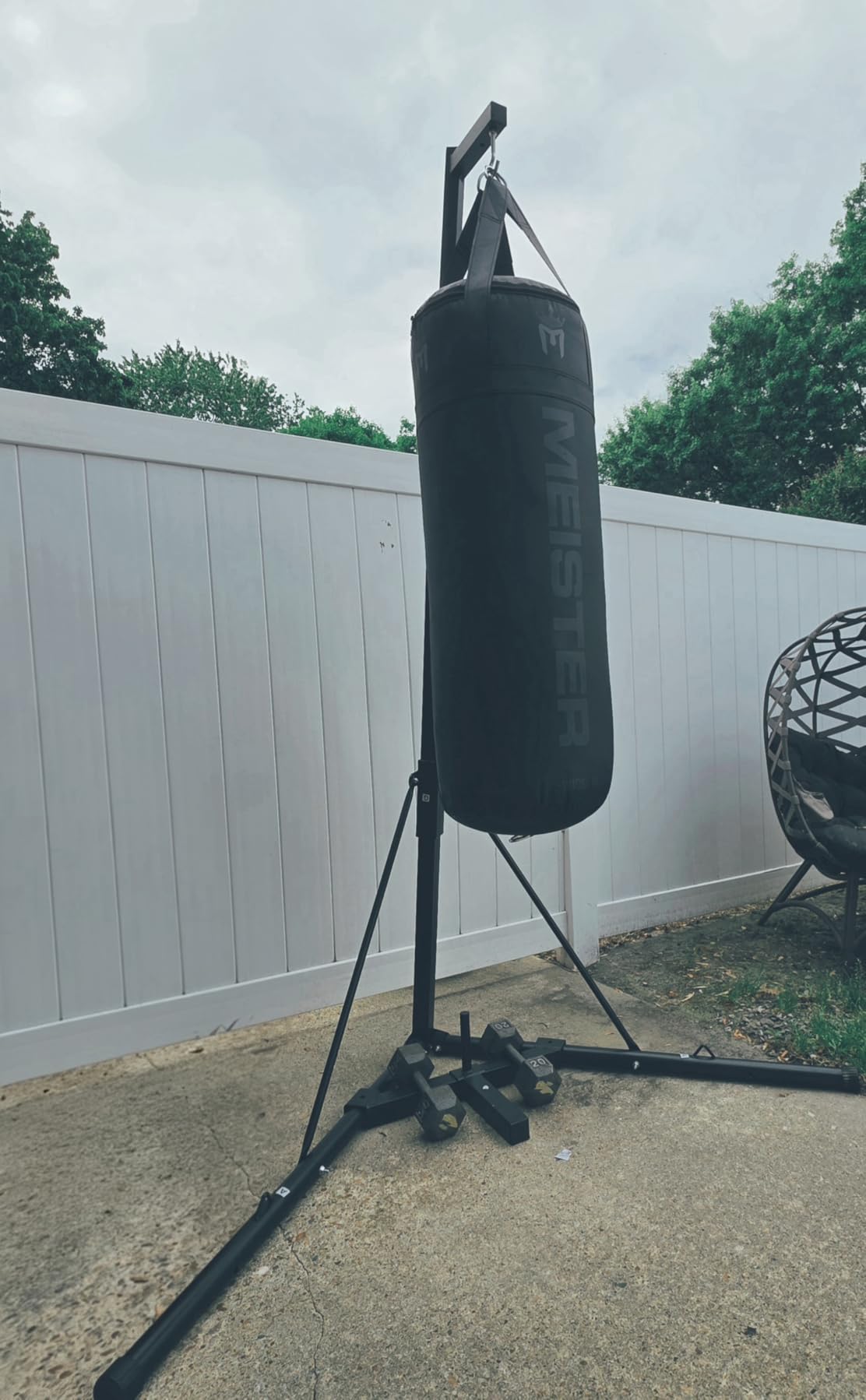 ZELUS Punching Bag Stand with Canvas Sandbag, Heavy-Duty Boxing Stand with Stable Triangular Base, Adjustable Height & Angle, Durable Training Equipment for Home & Gym customer photo 1