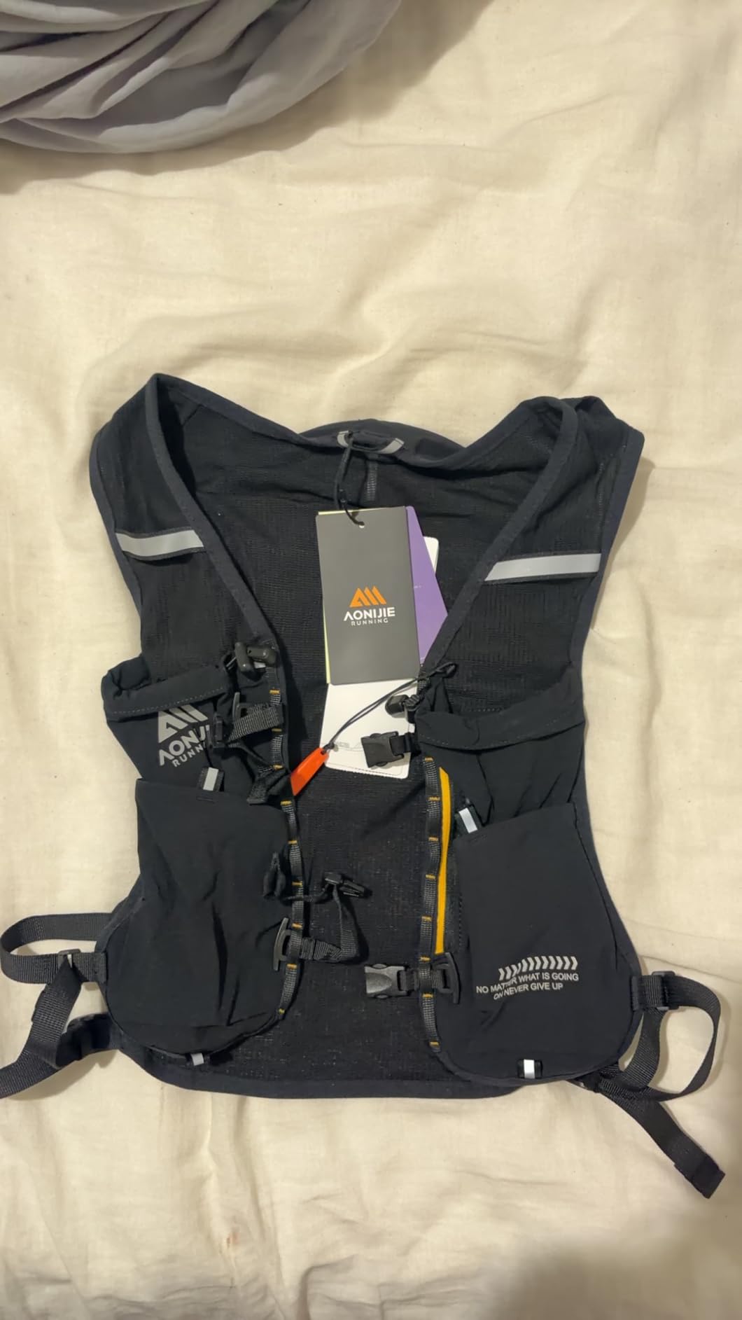 AONIJIE Running Hydration Vest for Men & Women, 8L Hydration Backpack, Multiple Pocket Designs for Water Bottles/Bladders, Lightweight Breathable for Hiking, Climbing, Marathon & Cycling customer photo 2