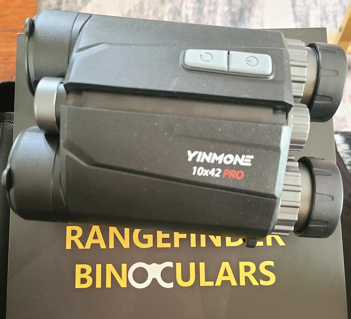 2026 New HD 10X42 Laser Rangefinder Binocular for Hunting with Phone Adapter, 1650 Yard Long Range Speed Distance Measurement High-Power IP65 Waterproof customer photo 2