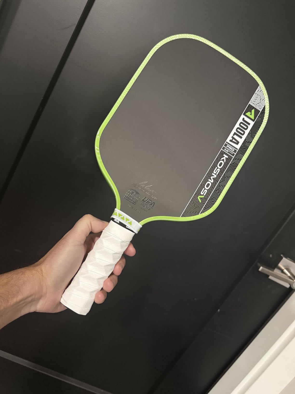 JOOLA Pro V Pickleball Paddle - 14mm/16mm - Raw Carbon Fiber Textured Surface - Enhanced Frame & Propulsion Core, USAPA & UPA-A Certified, NFC Chip Enabled, Premium Control & Lightweight Performance customer photo 2