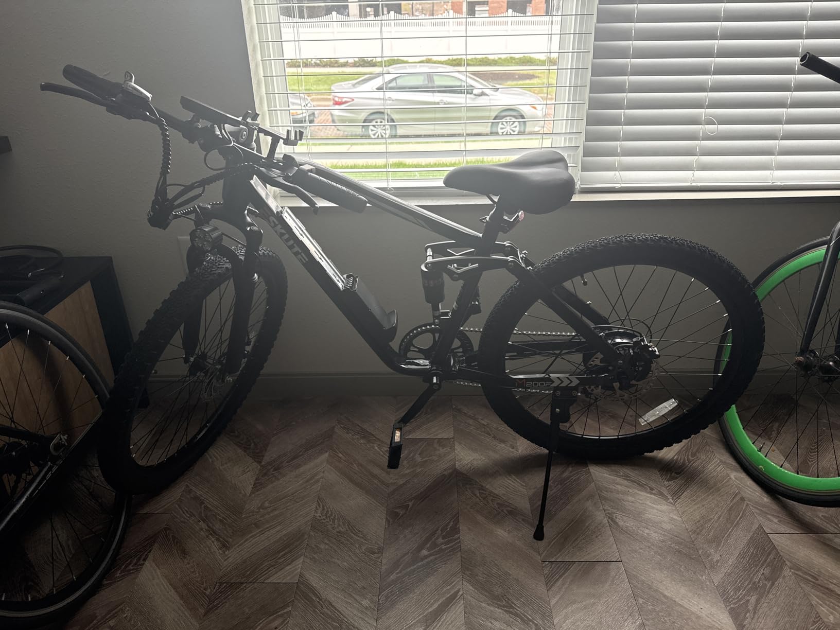 ESKUTE M200F Electric Bike for Adults - 27.5 inch Tire Mountain E-Bike, 1500W Peak Brushless Motor 31MPH, 48V 20.8Ah Removable Battery, Up to 80 Miles, Step Over Commuter E-MTB, Full Suspensions customer photo 1
