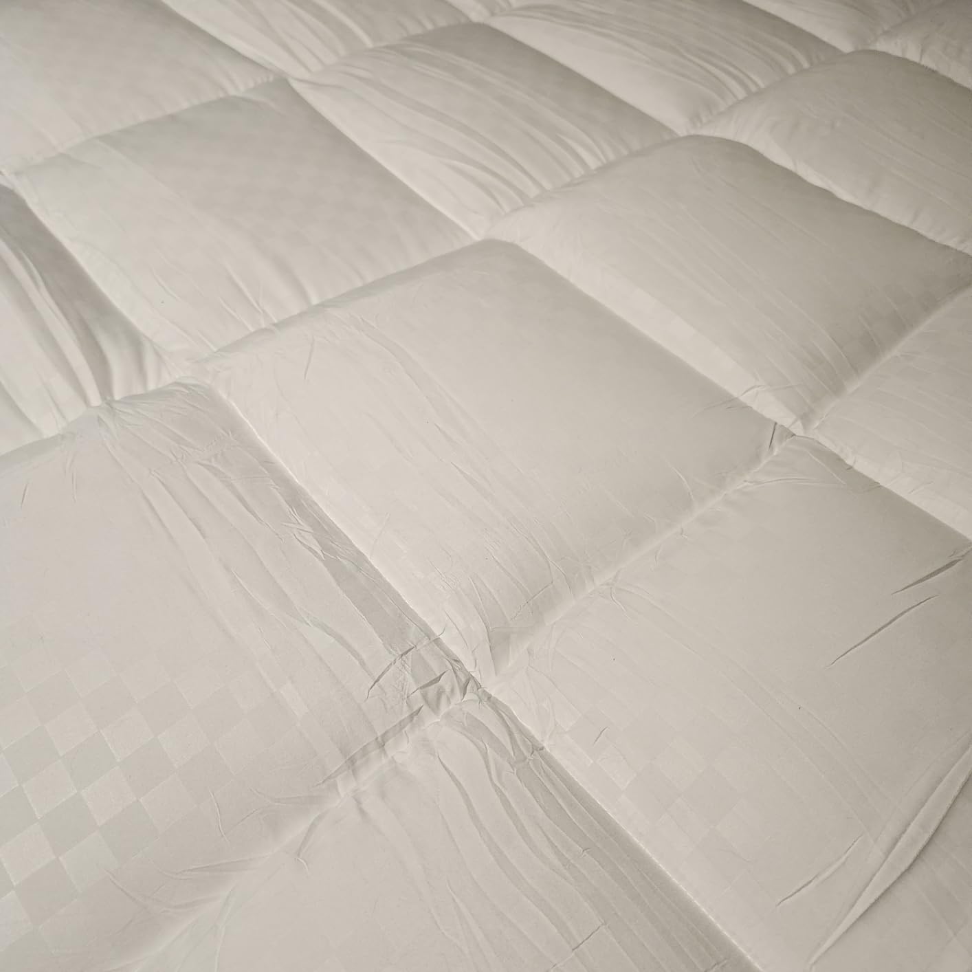 Dual Layer 4 Inch Memory Foam Mattress Topper Queen, 2 Inch Cooling Gel Memory Foam and 2 Inch Washable Pillow Top Mattress Pad Cover, 8-24 Inch Deep Pocket, Medium Firm for Back Hip Pain customer photo 1
