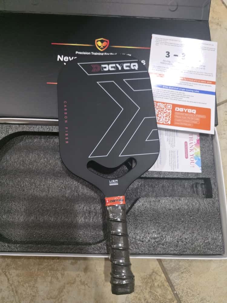 DGYGQ Pickleball Paddles, T700SC Power Carbon Fiber Pickleball Paddle with Polypropylene Honeycomb Core, Increased Power for Ultimate Spin & Consistency customer photo 2