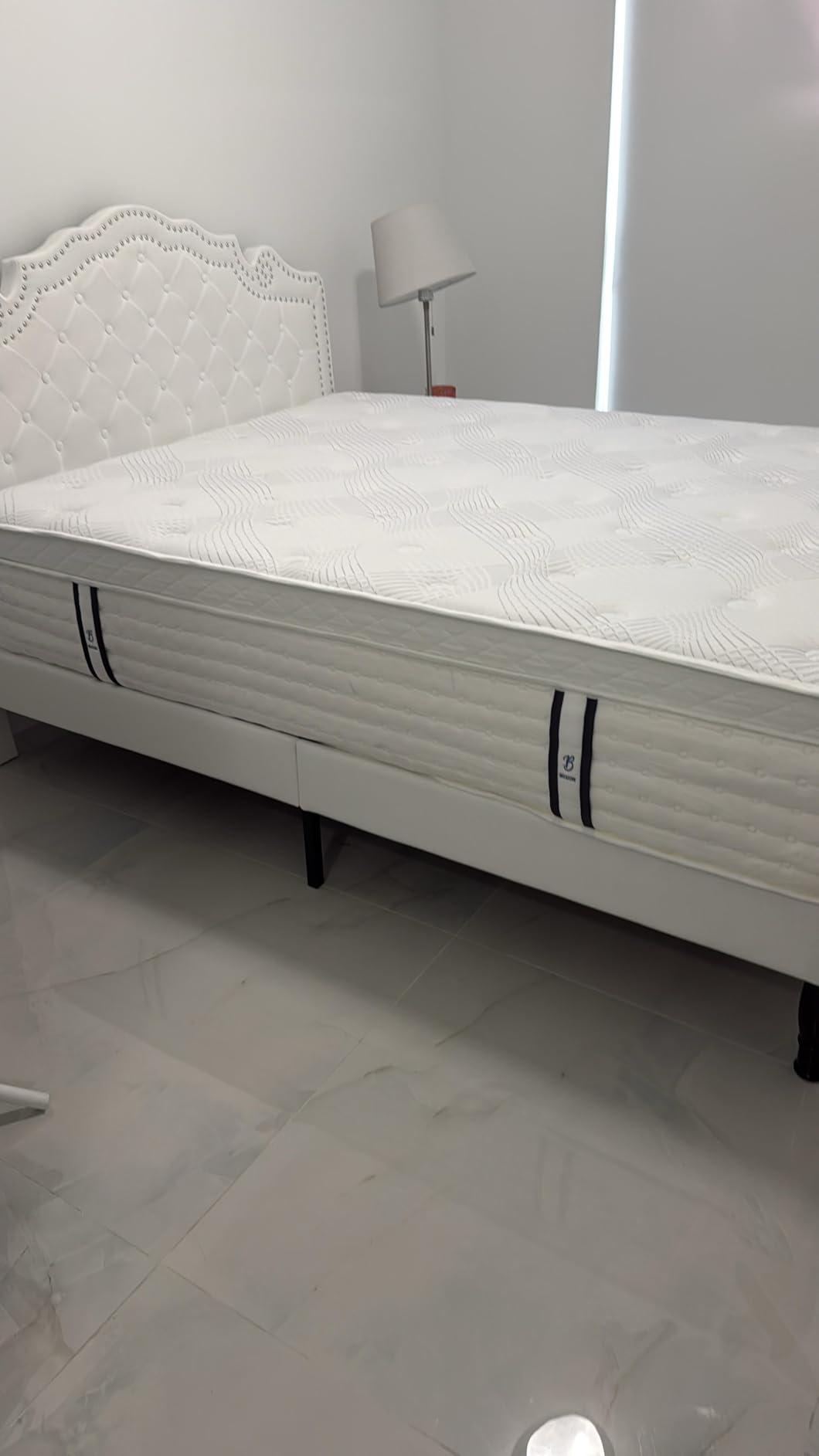 BedStory Upgrade 14 inch Extra Firm Queen Size Mattress, Hybrid Mattress in a Box for Pressure and Back Pain Relief, Signature Collection Deep Sleep Mattresses, 10 Years Warranty customer photo 1