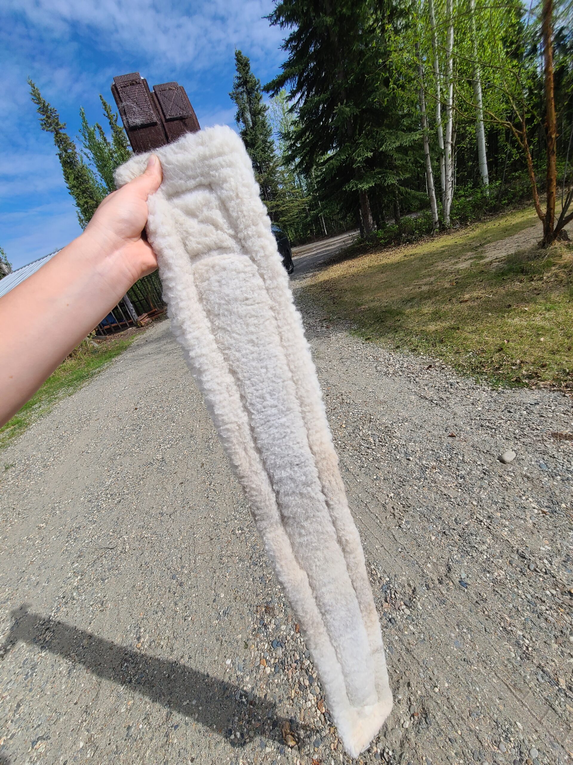 Intrepid International English Girth with Fleece - Breathable Lightweight Horse Girth for English Saddle, Double Elastic Easy Attachment customer photo 1