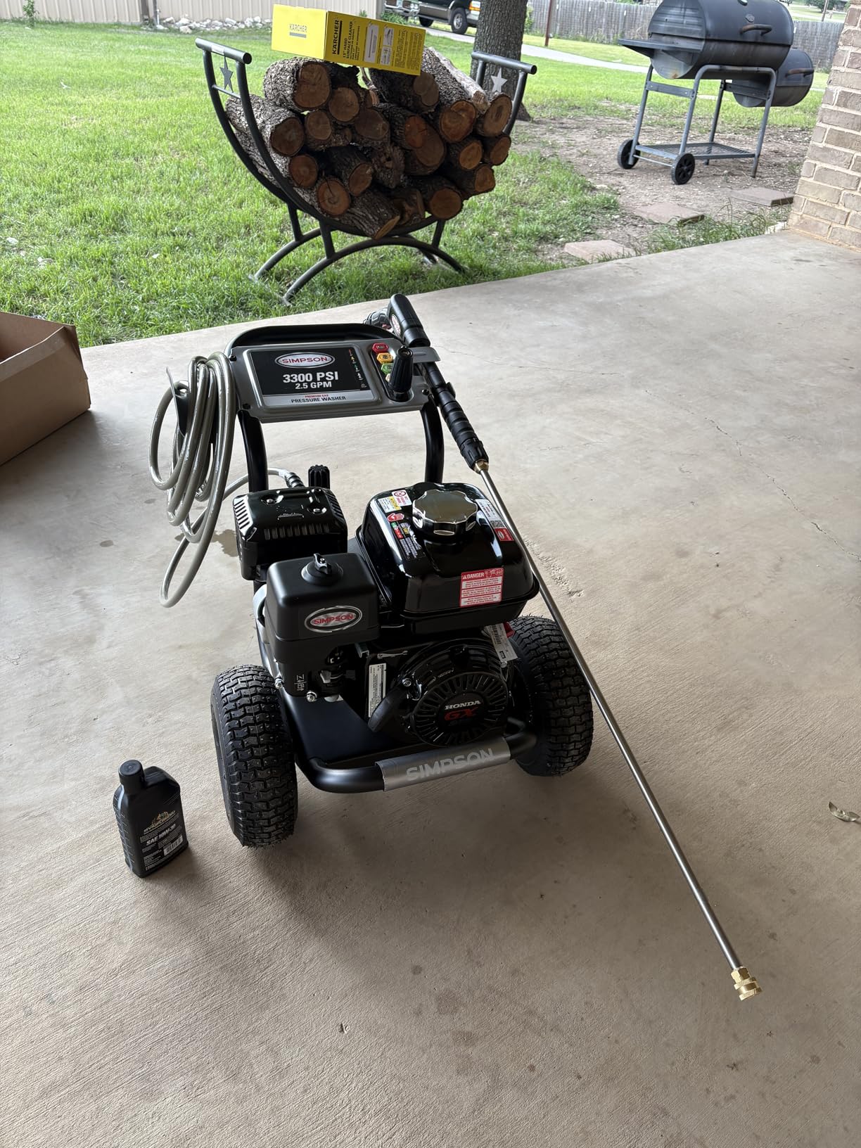 SIMPSON PS3228 PowerShot 3300 PSI Gas Pressure Washer, 2.5 GPM, Honda GX200 Engine, Includes Spray Gun and Extension Wand, 5 QC Nozzle Tips, 5/16-inch x 25-foot MorFlex Hose, 49-State customer photo 1