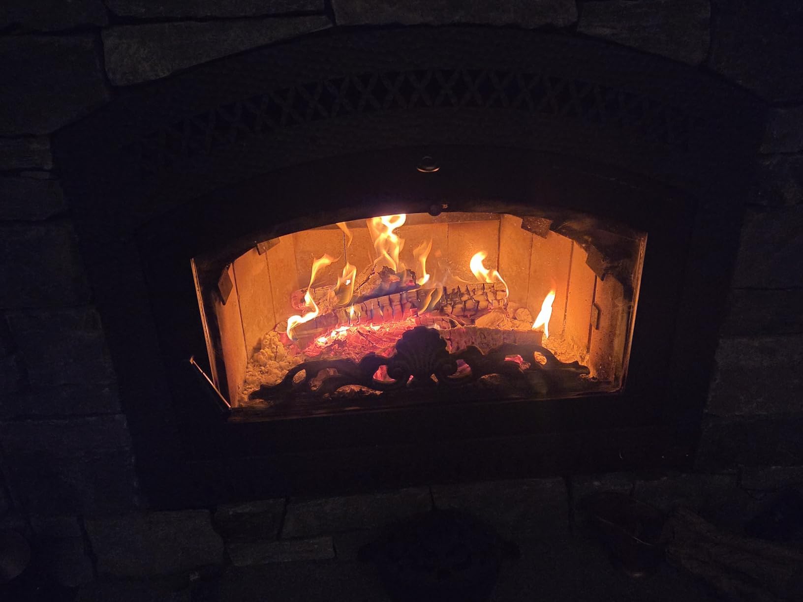Rutland Safe Lite Fire Starter Squares - Heavy Charcoal Starters for Fireplace, Grill Pit, BBQ & Campfires - USA-Made Camping Accessories - Odorless Long Burn - 24 Squares customer photo 2