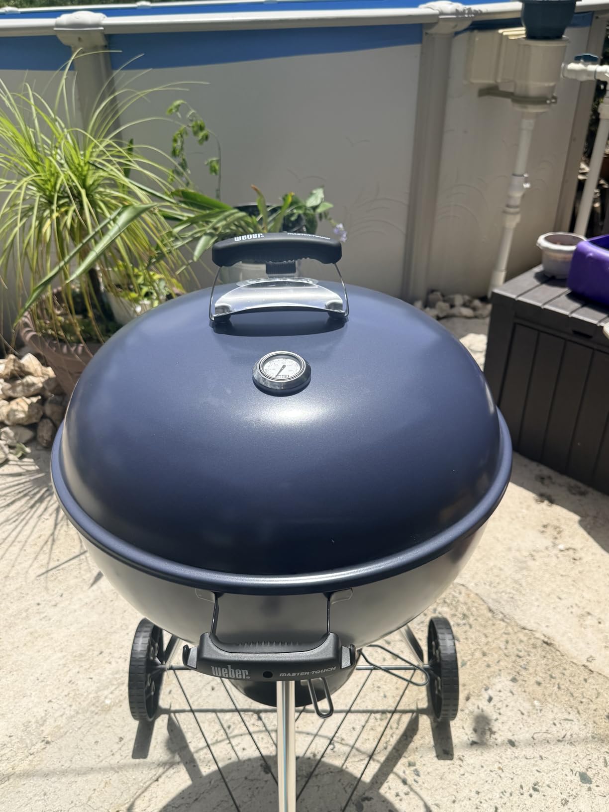 Weber Master-Touch Charcoal Grill, 22-Inch, Black customer photo 1