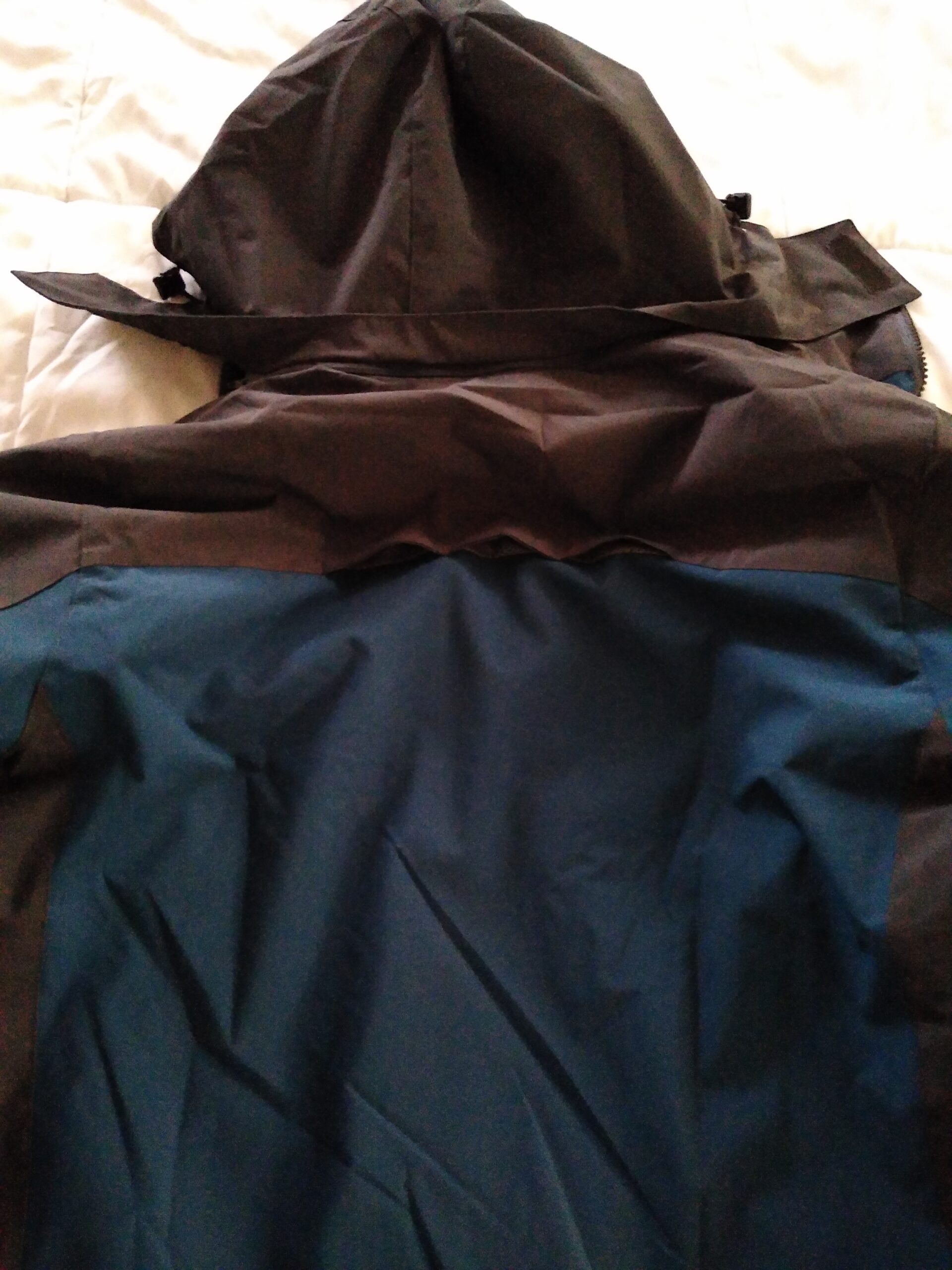 Diamond Candy Men's Hooded Rain Jacket Lightweight Waterproof Windproof Outdoor Coat customer photo 2