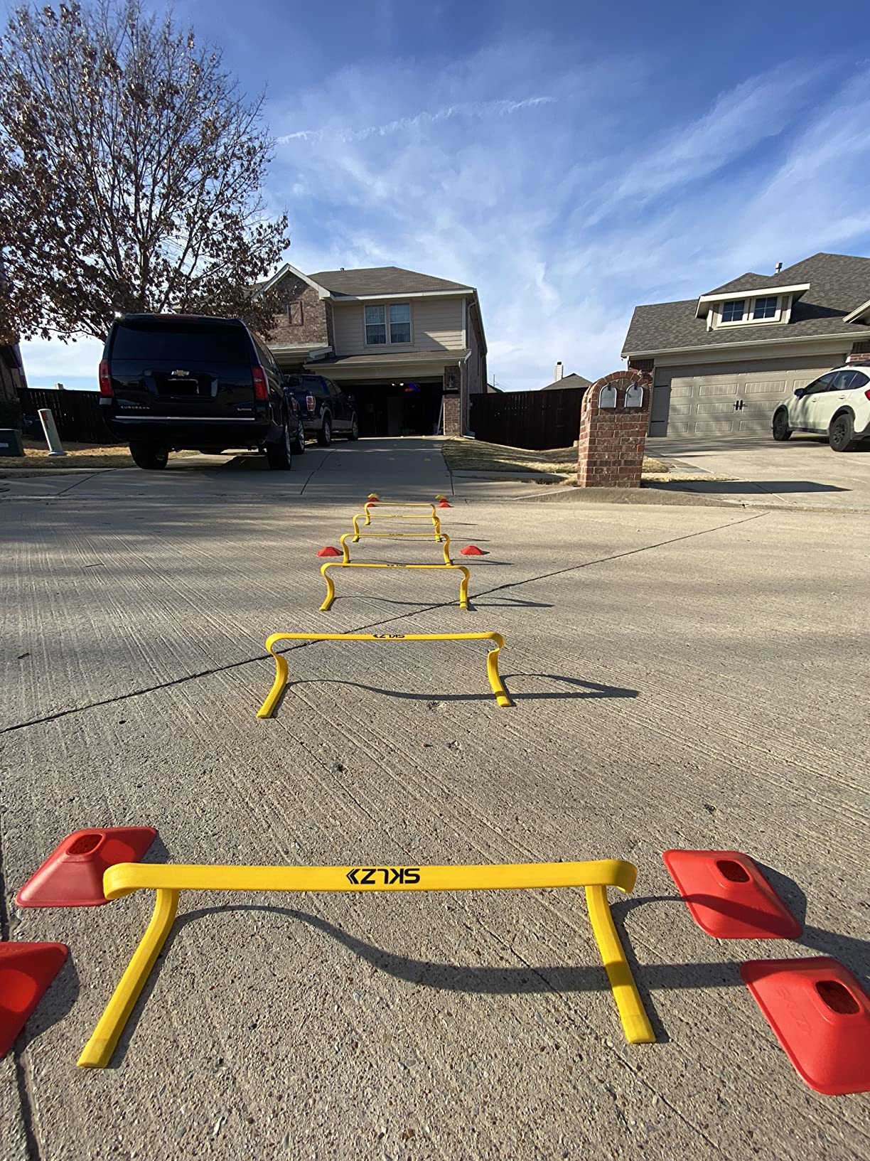 SKLZ 6X Ultra Durable Agility Hurdles - for Athletes of All Skill Levels, 6pk of 6-in Tall Hurdles, Bright Yellow Color, Made of Durable Composite Materials, Easy to Set up & Transport, Comes w/Carry Bag customer photo 1