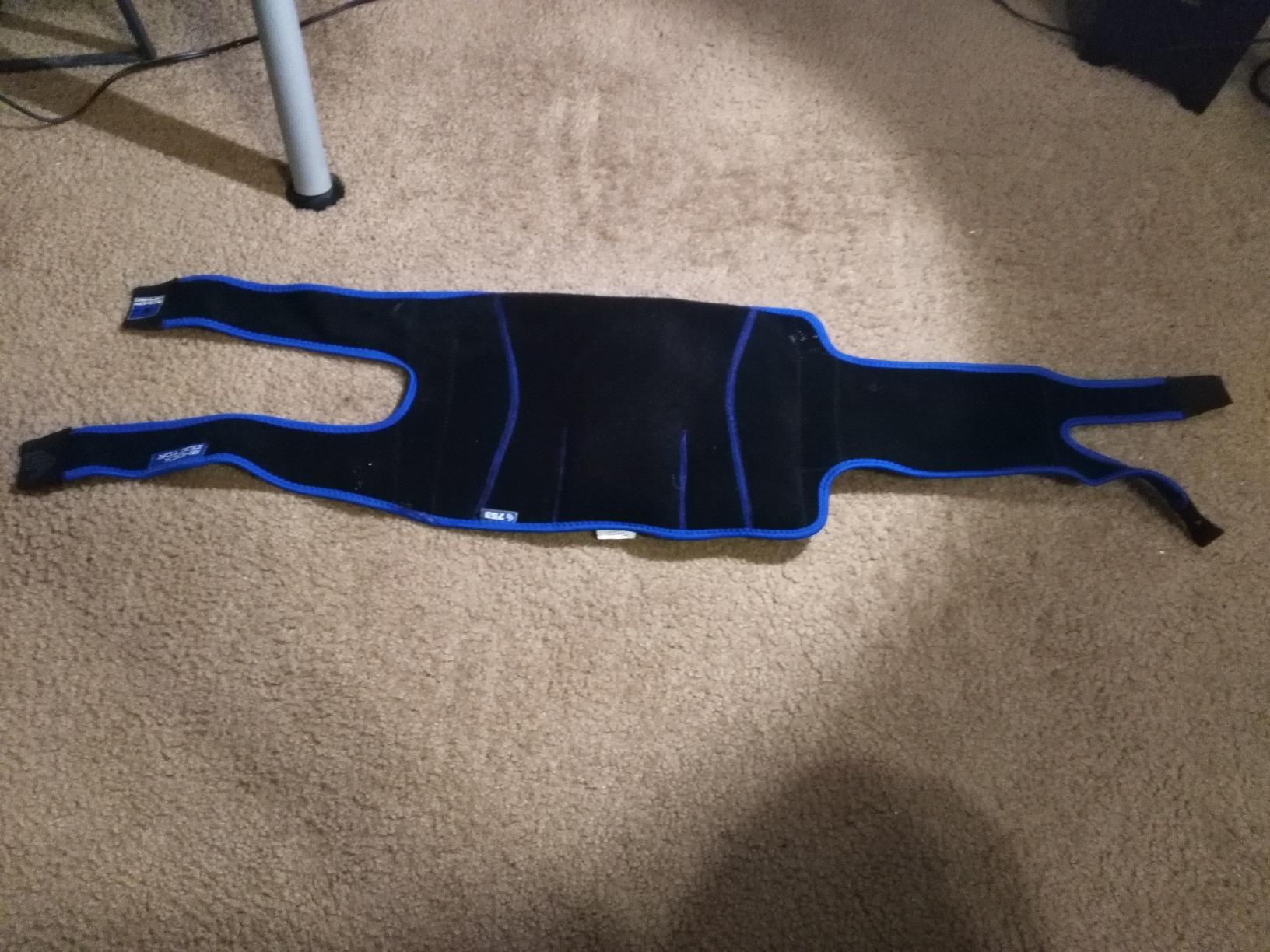 Shock Doctor Ice Recovery Compression Knee Wrap Brace customer photo 1