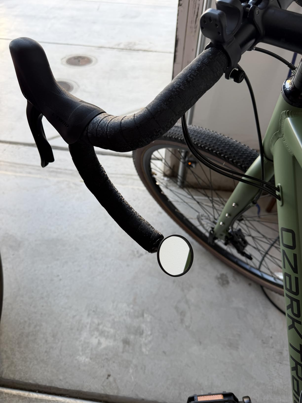 CATEYE BM-45 Bar End Mirror - Ultra Compact Mirror for Road, MTB and Gravel Bikes, Durable Aluminum with Scratch-Resistant Glass, Visibility and Safety for Cyclists customer photo 1