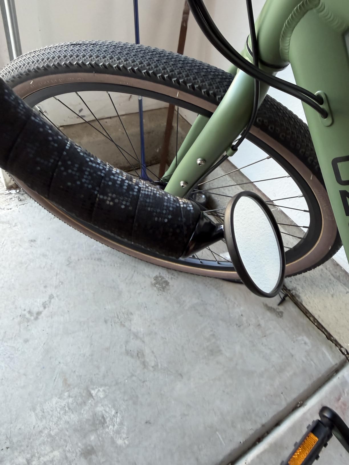 CATEYE BM-45 Bar End Mirror - Ultra Compact Mirror for Road, MTB and Gravel Bikes, Durable Aluminum with Scratch-Resistant Glass, Visibility and Safety for Cyclists customer photo 2