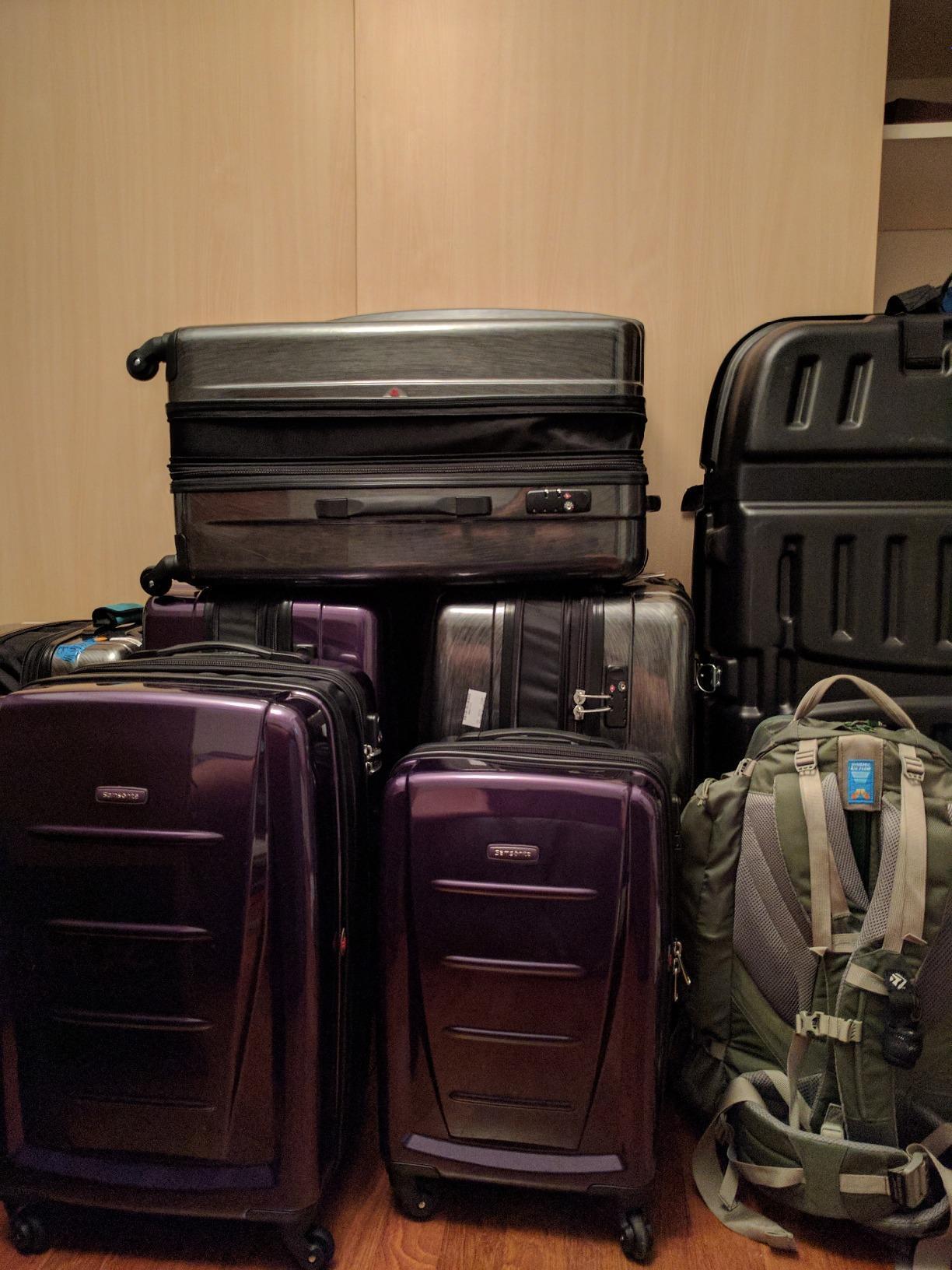 Samsonite Winfield 2 Hardside Expandable Luggage with Spinner Wheels, Deep Blue, Checked-Large 28-Inch customer photo 2