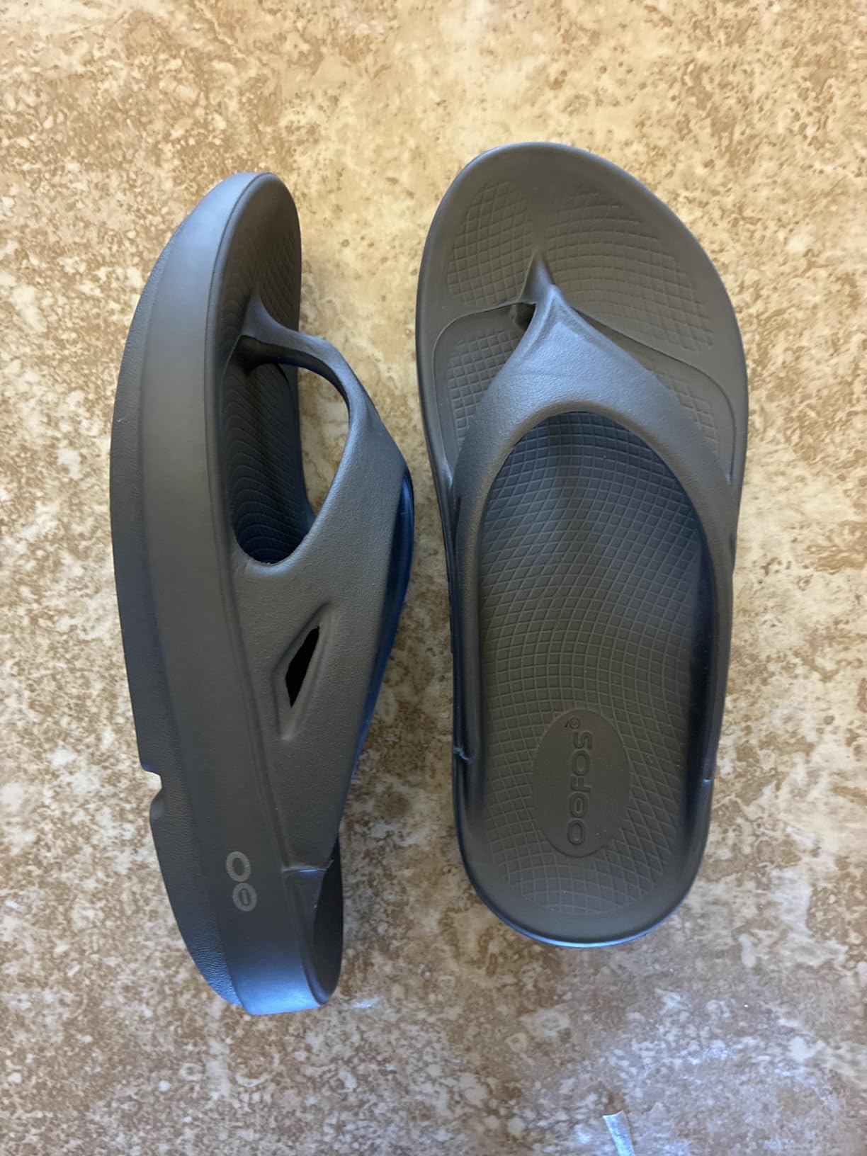 OOFOS OOriginal Recovery Sandal - Women's and Men's customer photo 1
