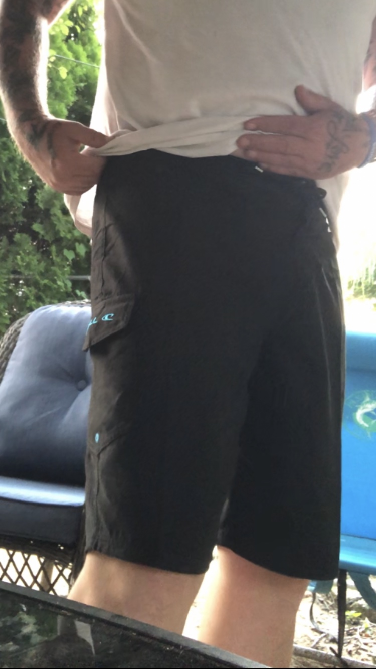 O'NEILL Men's 21 Inch Solid Boardshorts-Water Resistant Swim Trunks for Men with Quick Dry Stretch Fabric and Pockets customer photo 2
