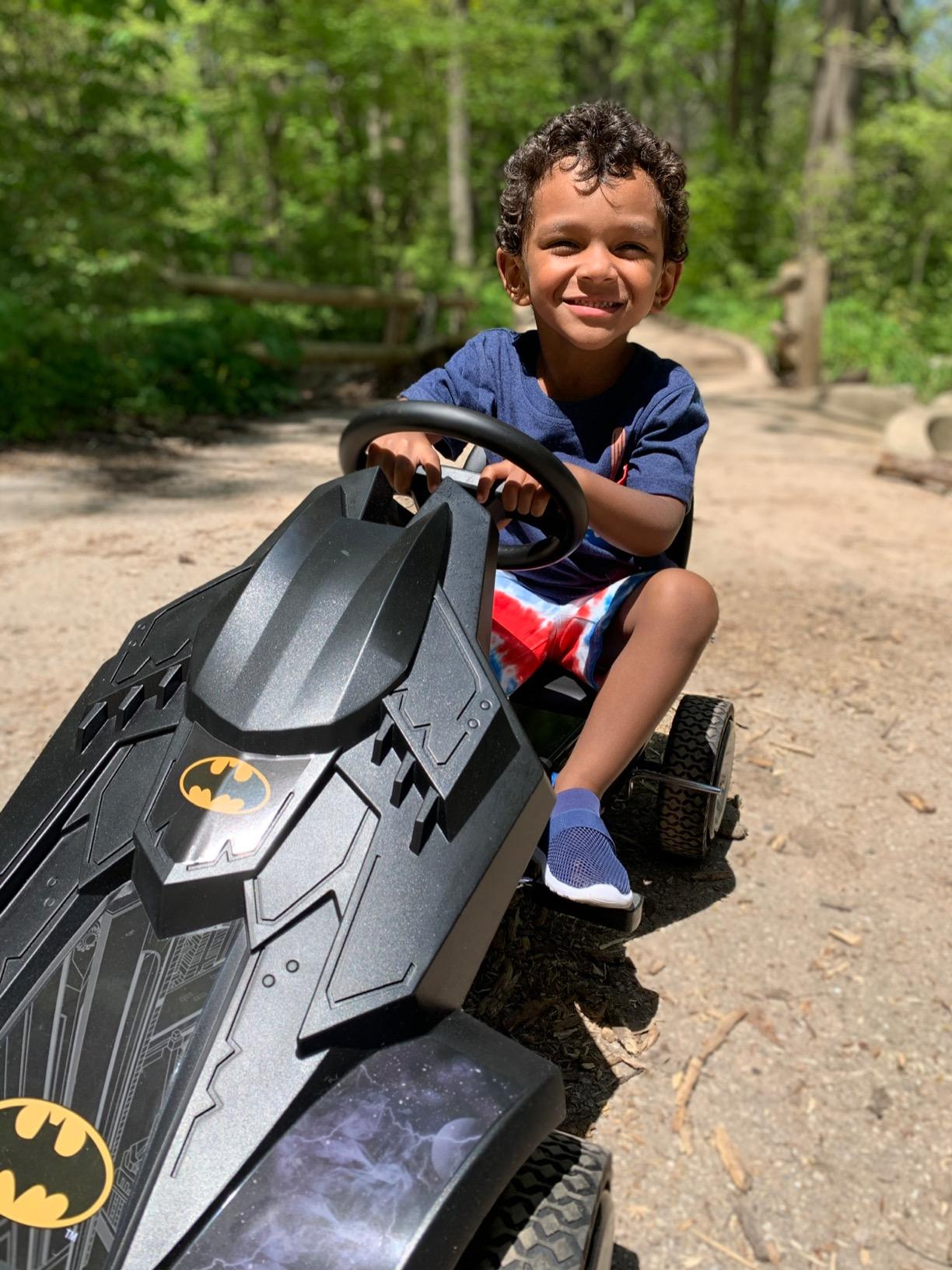 hauck Batmobile Pedal Go Kart, Superhero Ride On Batman Car Vehicle for Kids, Black customer photo 1