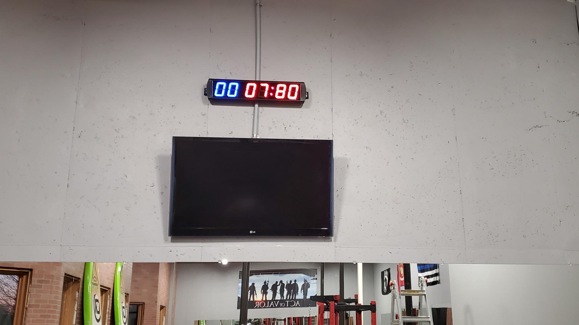 Synergee 28' Workout Interval Timer. Programmable Wall Mounted Gym Timer with Wireless Remote. Tabata EMOTM Stopwatch Count Up/Down MMA Clock customer photo 1