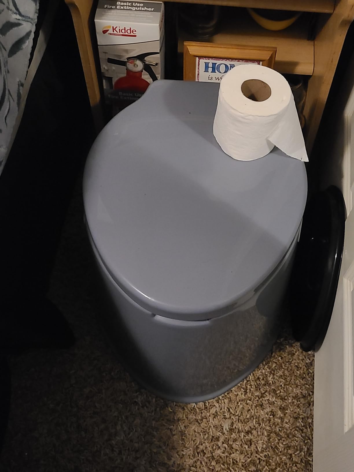 PLAYBERG Portable Travel Toilet with Removable Bucket and Toilet Paper Holder, Lightweight Indoor & Outdoor Porta Potty for Camping, Hiking, RV, Boating and Emergency Use customer photo 2