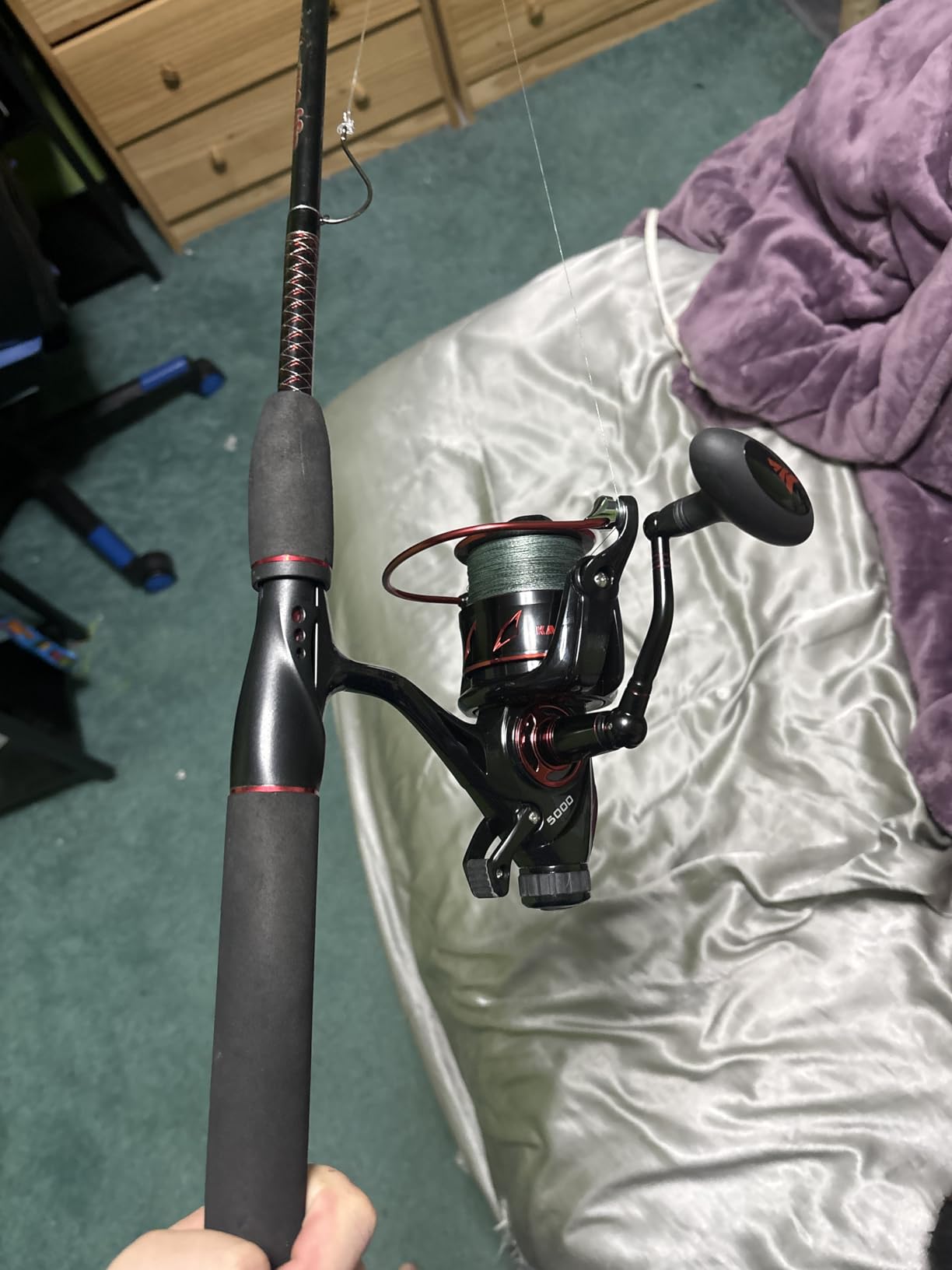 KastKing Sharky Baitfeeder III Spinning Reel 10+1 Shielded Stainless Steel BB - Carbon Fiber Drag for Live Liner Bait Fishing Action customer photo 1