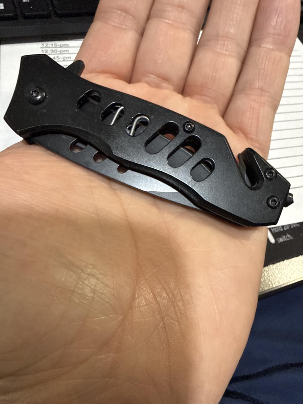 ALBATROSS EDC Cool Sharp Tactical Folding Pocket Knife, SpeedSafe Spring Assisted Opening Knifes with Liner Lock, Pocketclip, Glass Breaker, Seatbelt Cutter customer photo 1