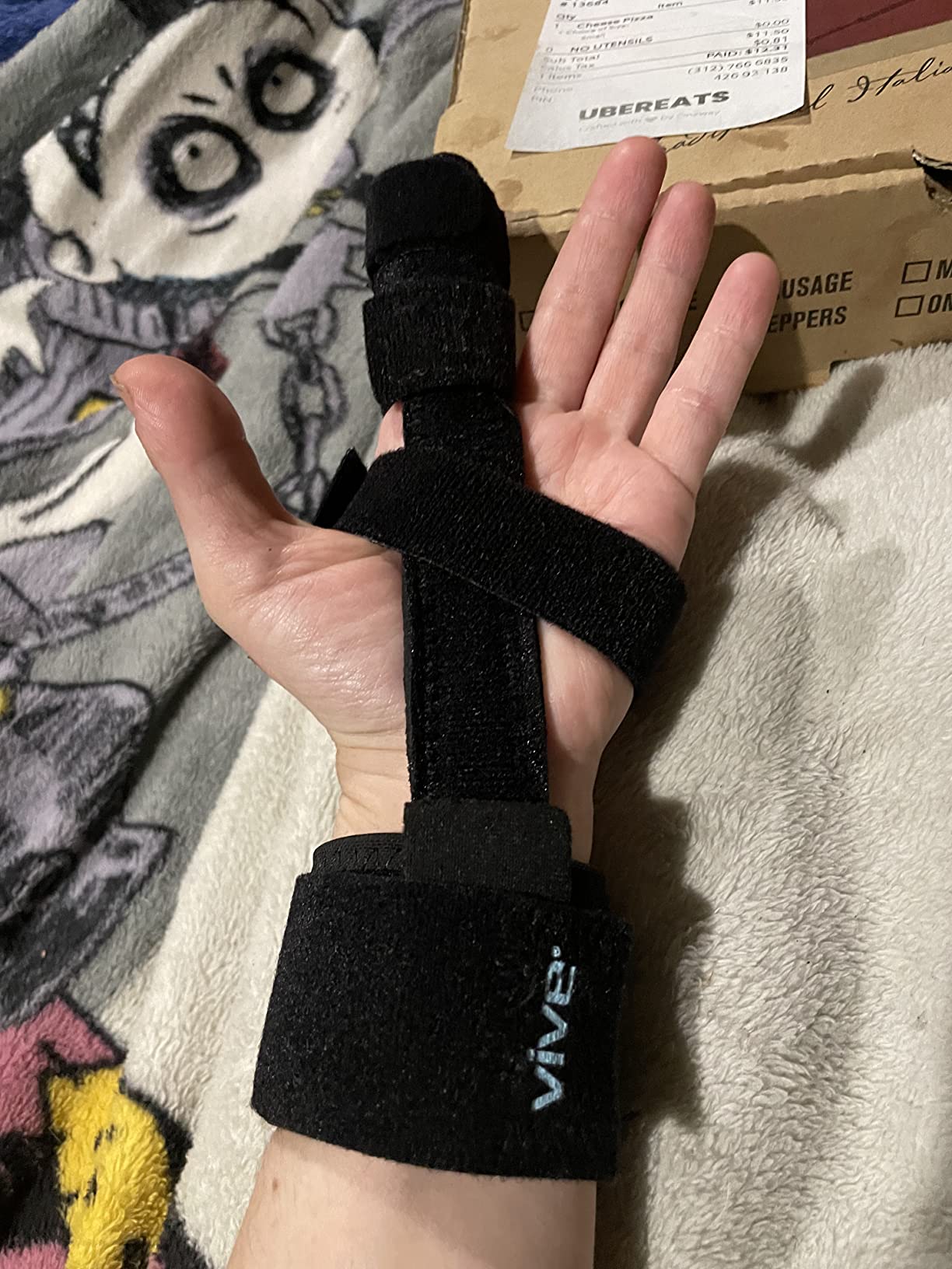 Vive Full Trigger Finger Splint - Hand and Wrist Brace Support - Adjustable Locking Straightener - Straightening Immobilizer Treatment For Sprains, Pain Relief, Arthritis, Tendonitis (Black) customer photo 2