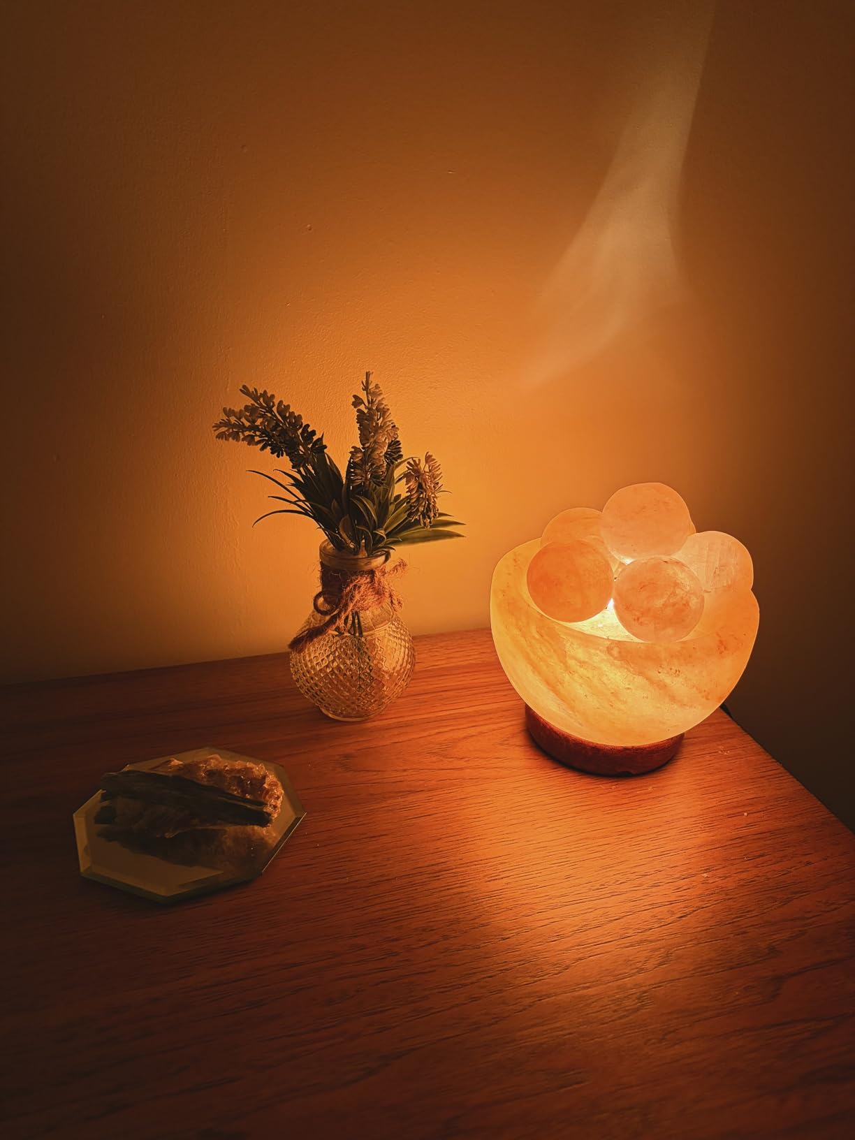 UMAID Himalayan Salt Lamp Bowl with 6 Himalayan Salt Massage Stones, Dimmable Pink Rock Salt Lamp for Bedroom, Office Desk & Meditation Room, Spa Decor, Relaxation Home Decor Gifts customer photo 1