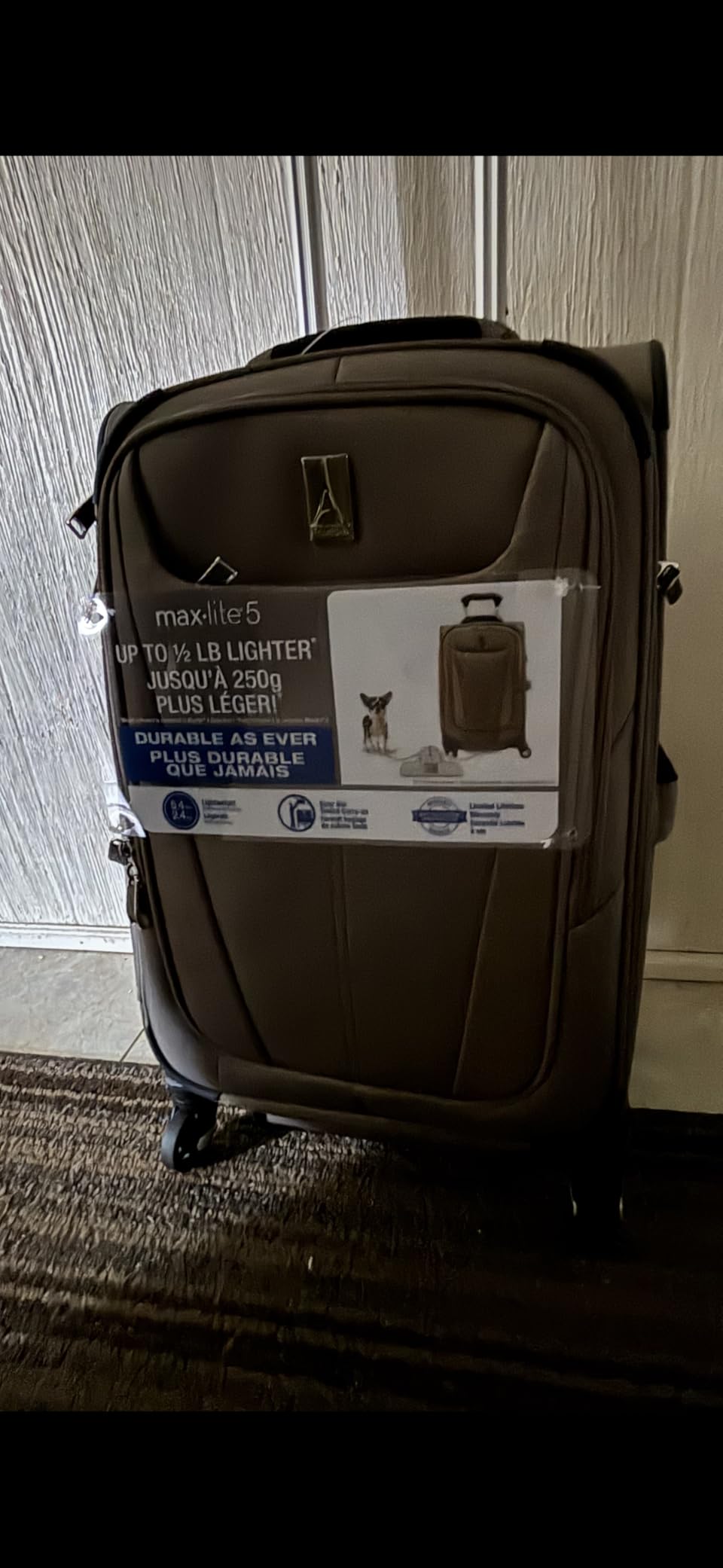 Travelpro Maxlite 5 Softside Expandable Luggage with 4 Spinner Wheels, Lightweight Suitcase, Men and Women, Black, Carry-on 21-Inch customer photo 2