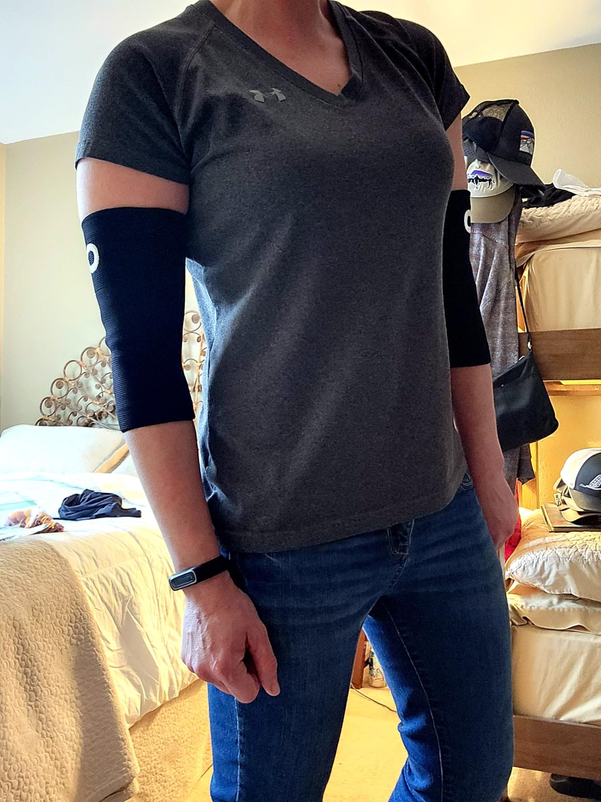Elbow Brace for Women & Men (Pair) - Elbow Compression Sleeve for Tendonitis, Tennis Elbow & Golfers Elbow - Arm & Elbow Support for Arthritis, Bursitis, Weightlifting & Pain Relief customer photo 2