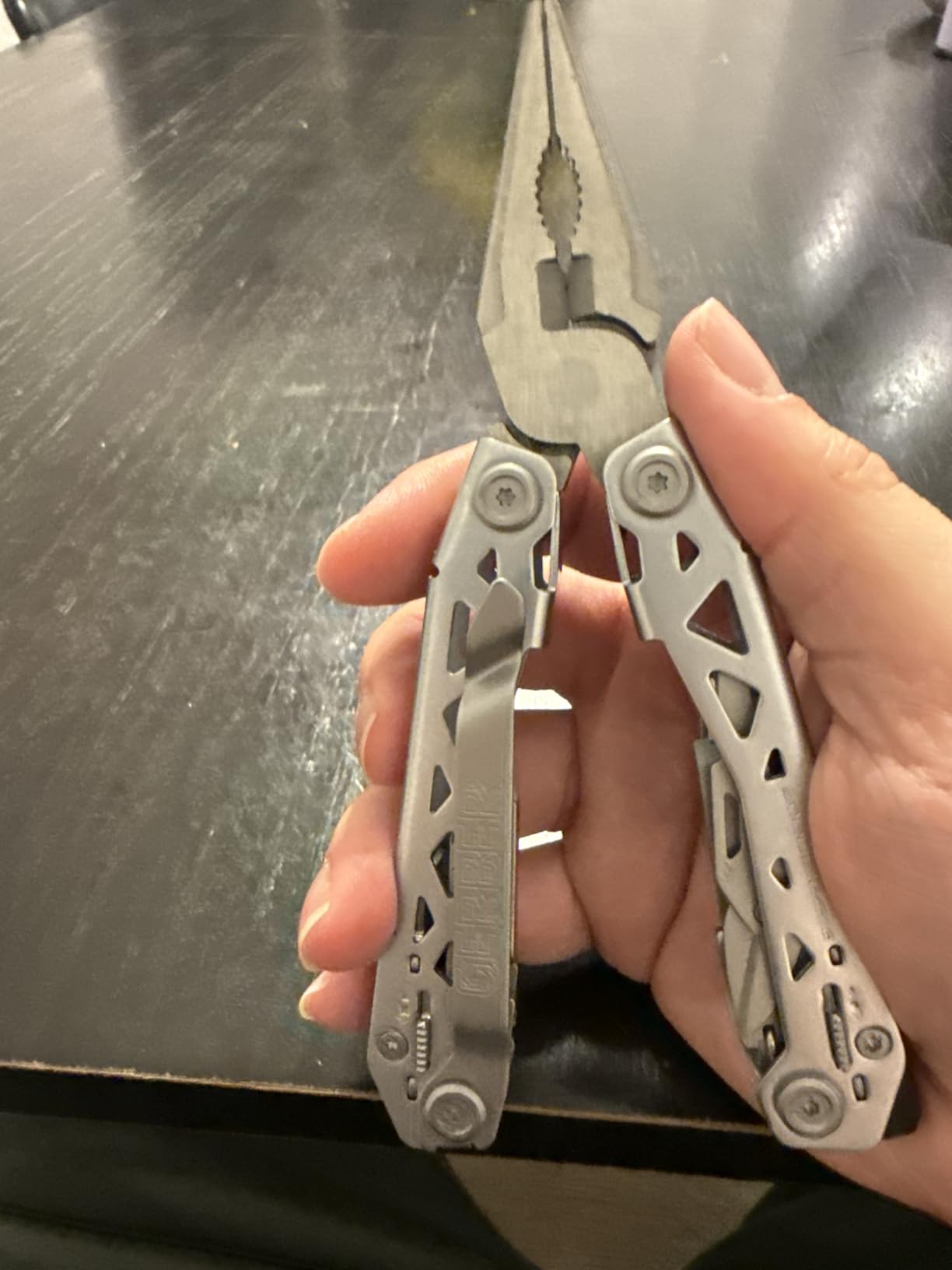 Gerber Gear Suspension-NXT 15-in-1 EDC Multi tool with Pocket Knife, Needle Nose Pliers and Wire Stripper Tools, Gifts for Men, Survival and Camping Gear, Stainless Steel customer photo 2