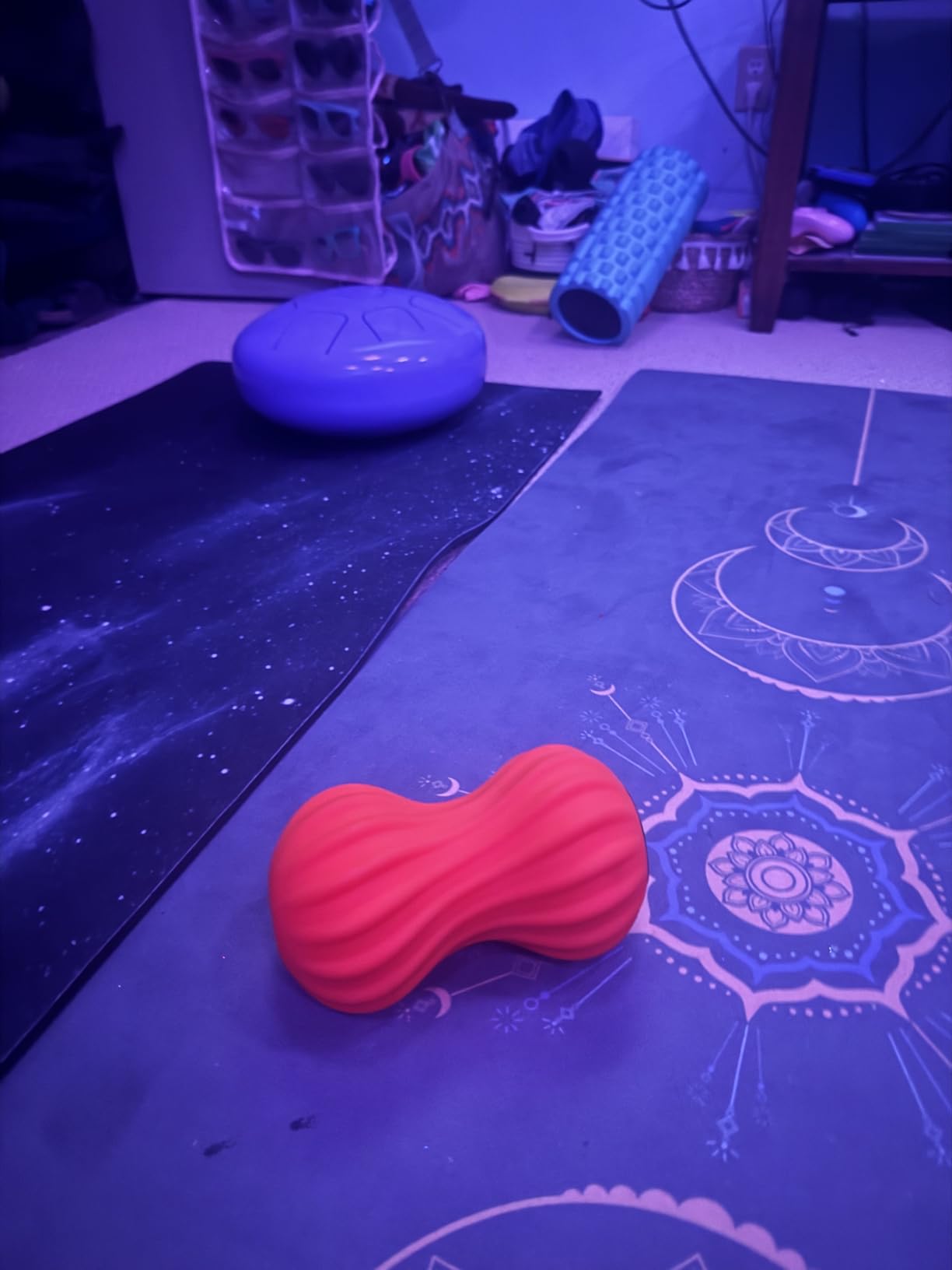 Zyllion Vibrating Peanut Massage Ball with 4 Modes - Cordless Rechargeable Electric Deep Tissue Massager Roller for Muscle Pain Relief, ZMA-30 customer photo 1