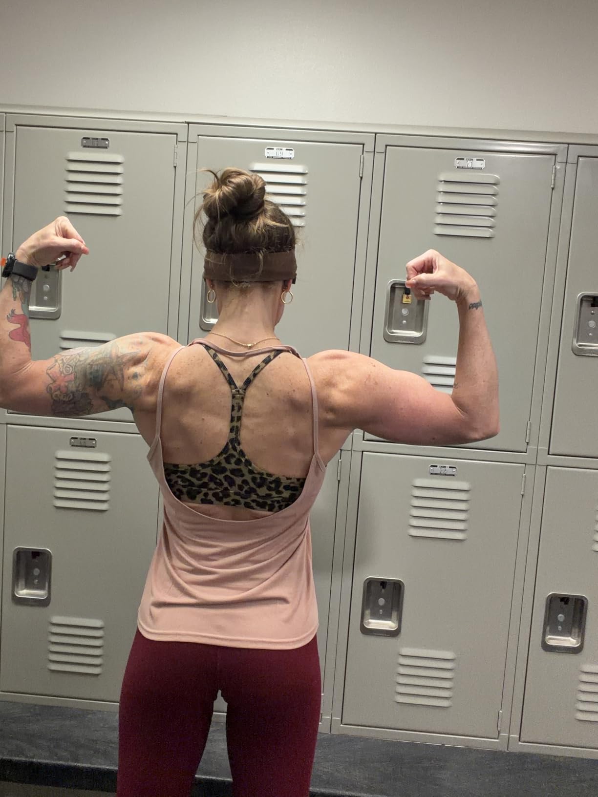 OYANUS Womens Summer Workout Tops Sexy Backless Yoga Shirts Open Back Activewear Running Sports Gym Tank Tops customer photo 1