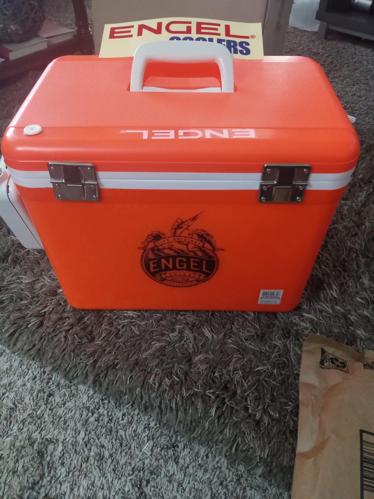 Engel Live Bait Cooler Box with 2nd Gen 2-Speed Aerator Pump - Portable Fishing Station & Minnow Bucket (13qt) customer photo 2