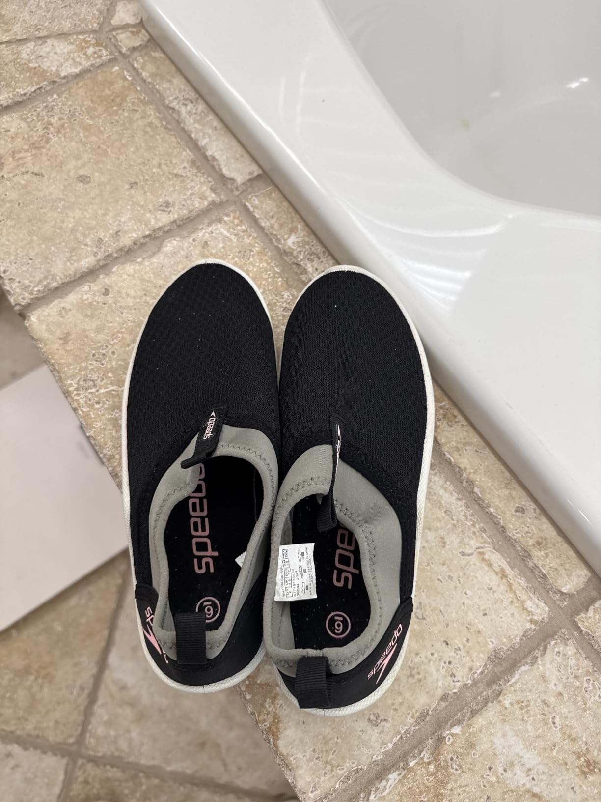 Speedo Womens Tidal Cruiser Water Shoe customer photo 1